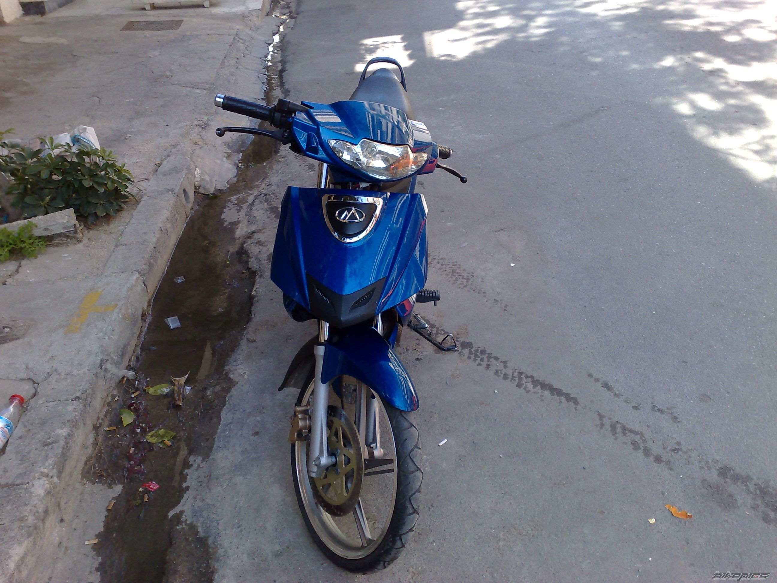 Photo 1587208