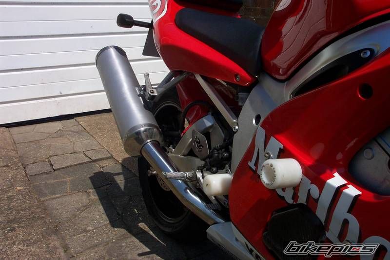 Photo 1587310