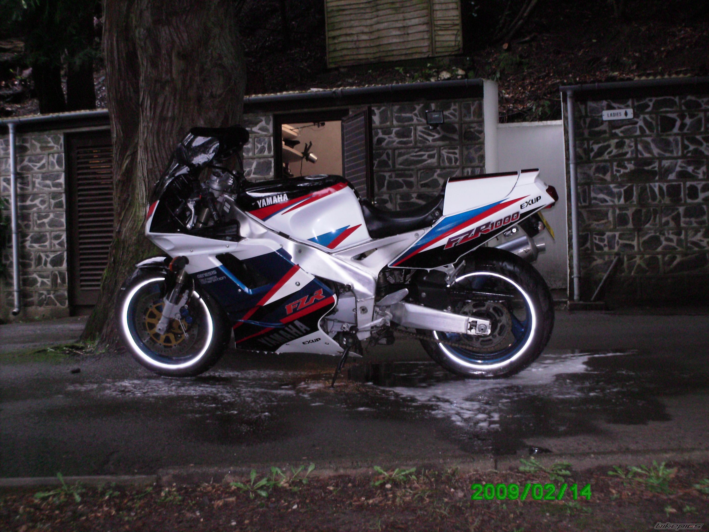 Photo 1587327