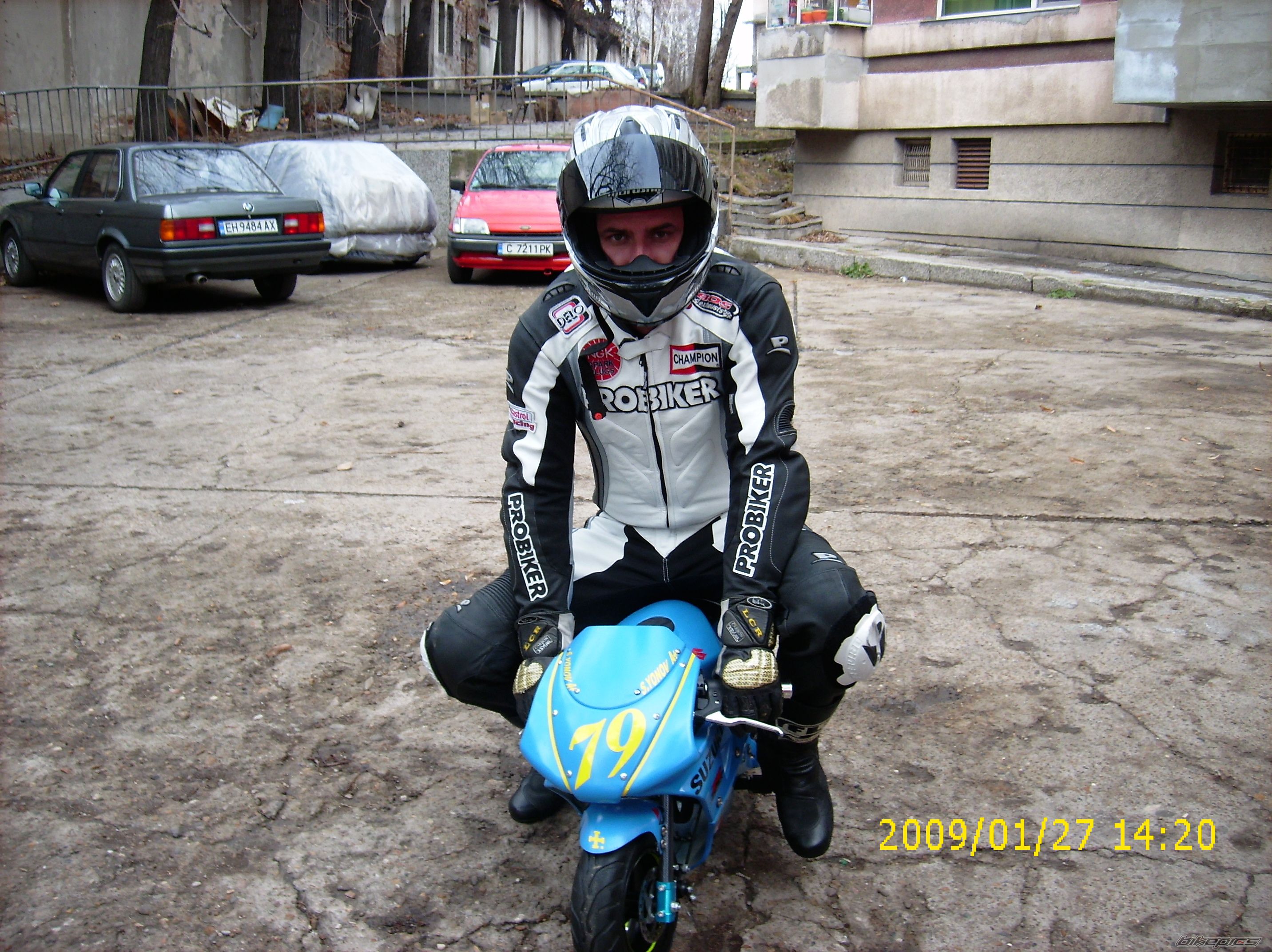 Photo 1587340