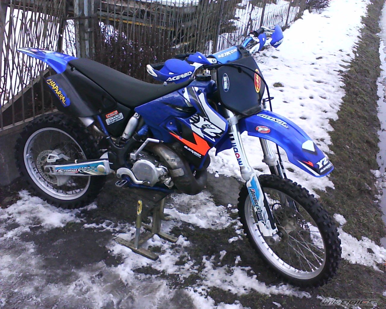 Photo 1587554