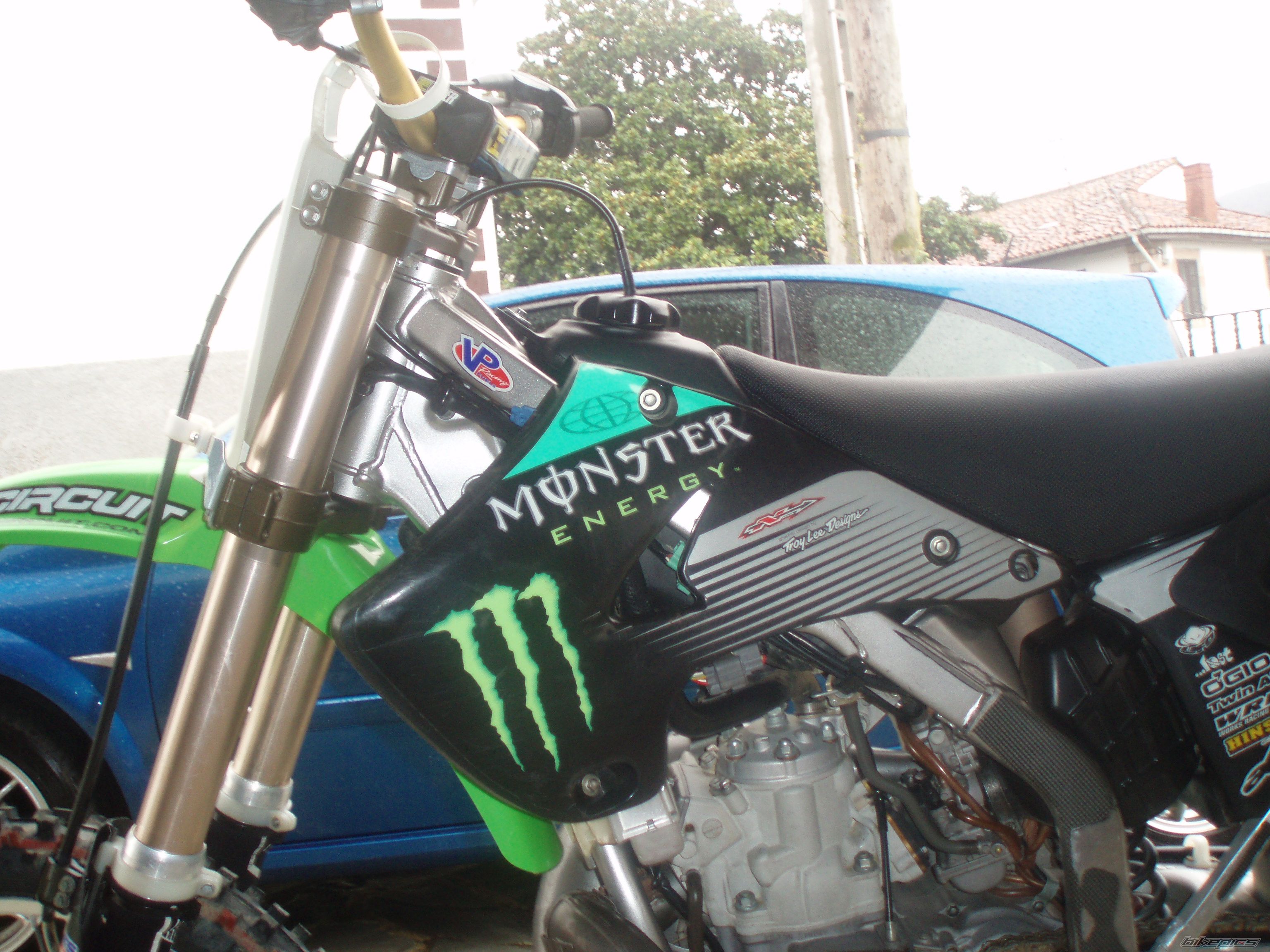 Photo 1587569