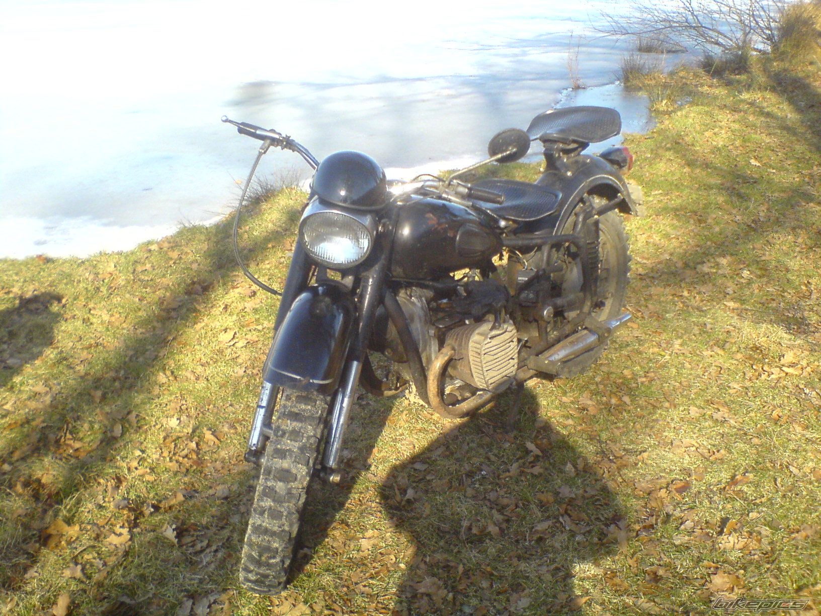 Photo 1587804