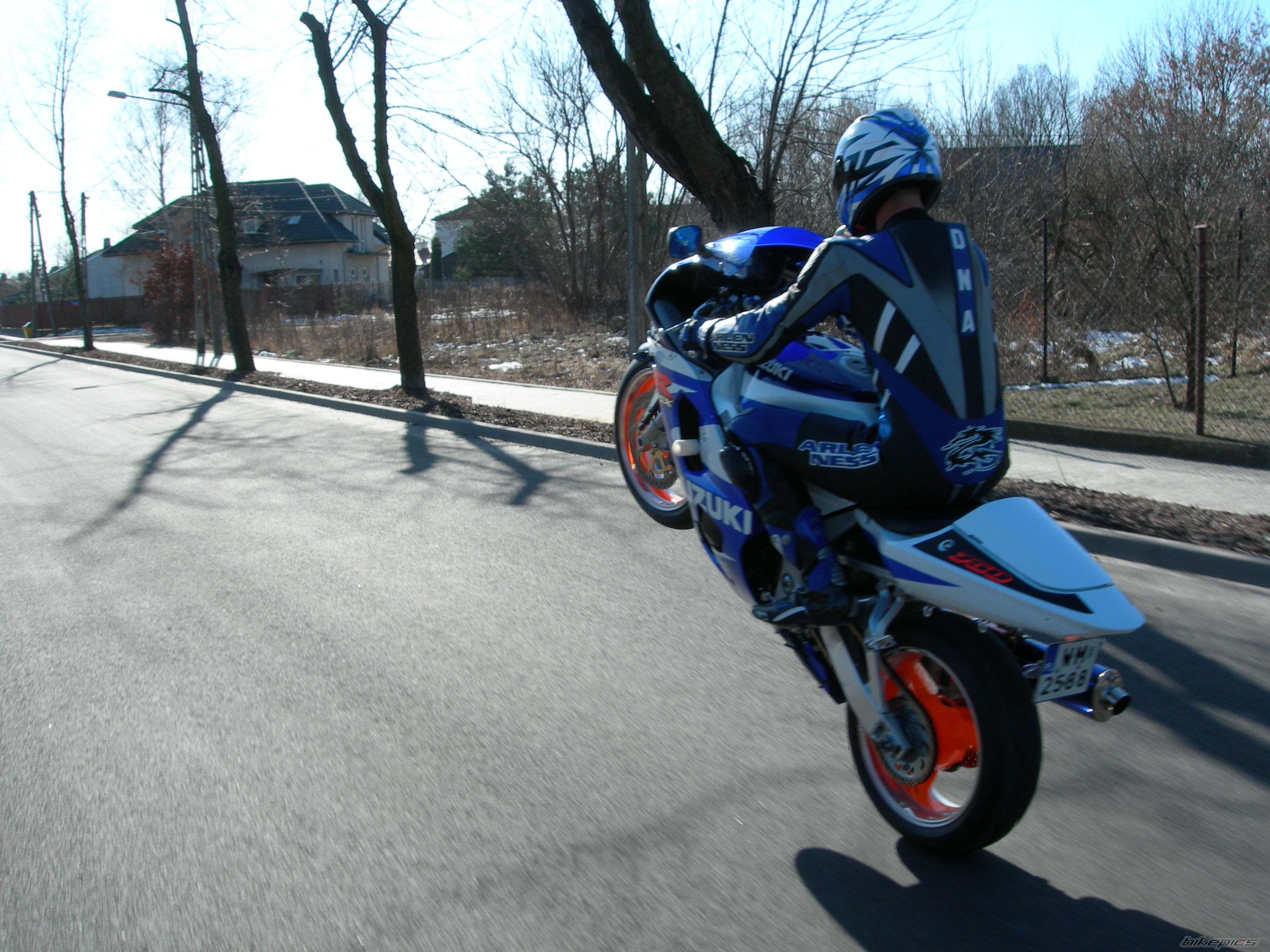 Bike Photo 1587805
