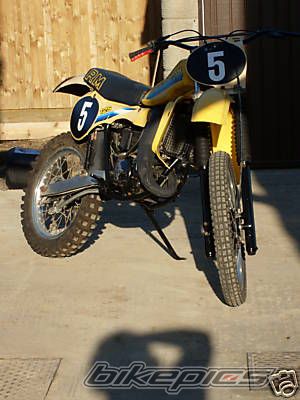 Photo 1587834