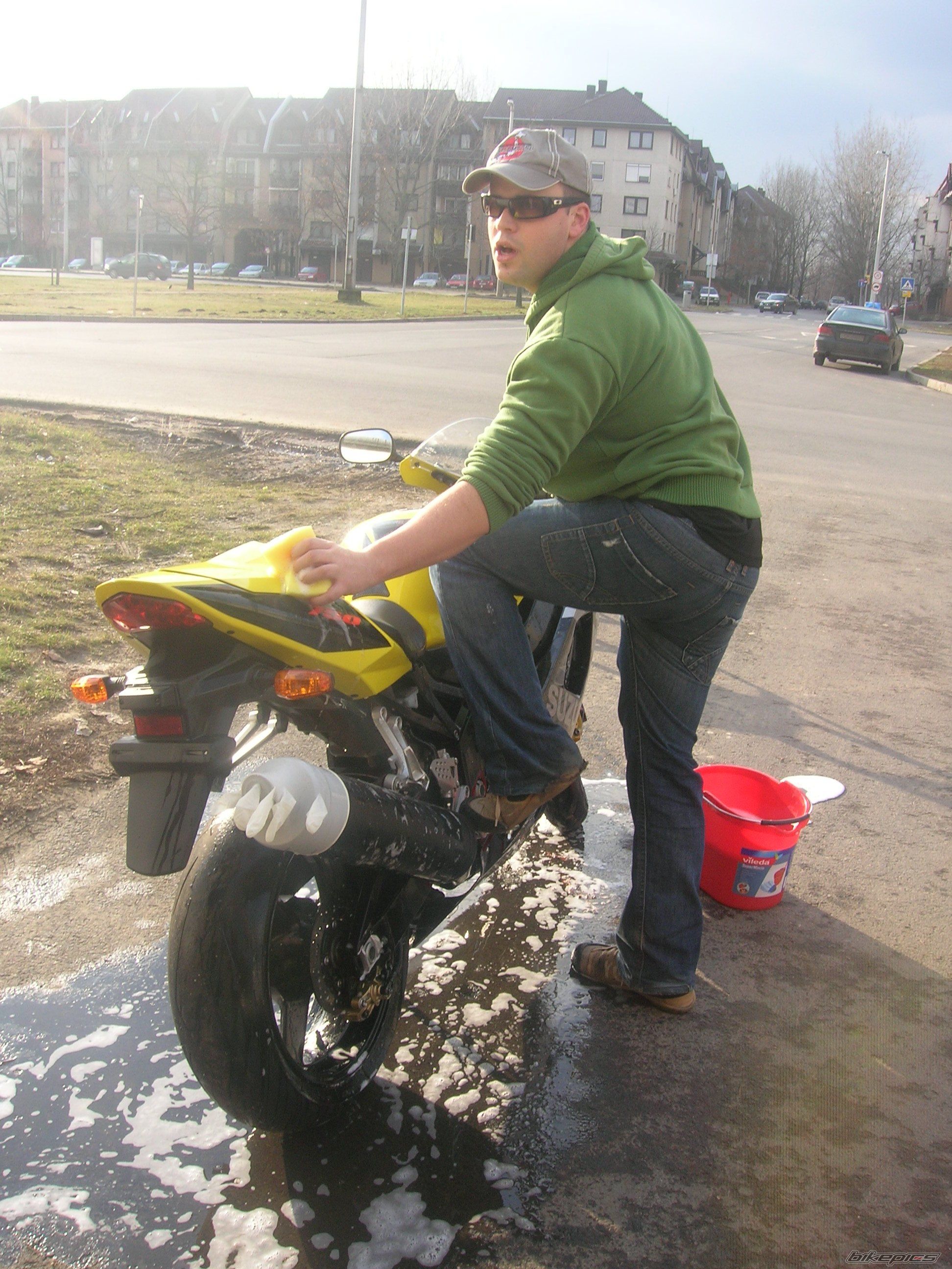 Bike Photo 1587837