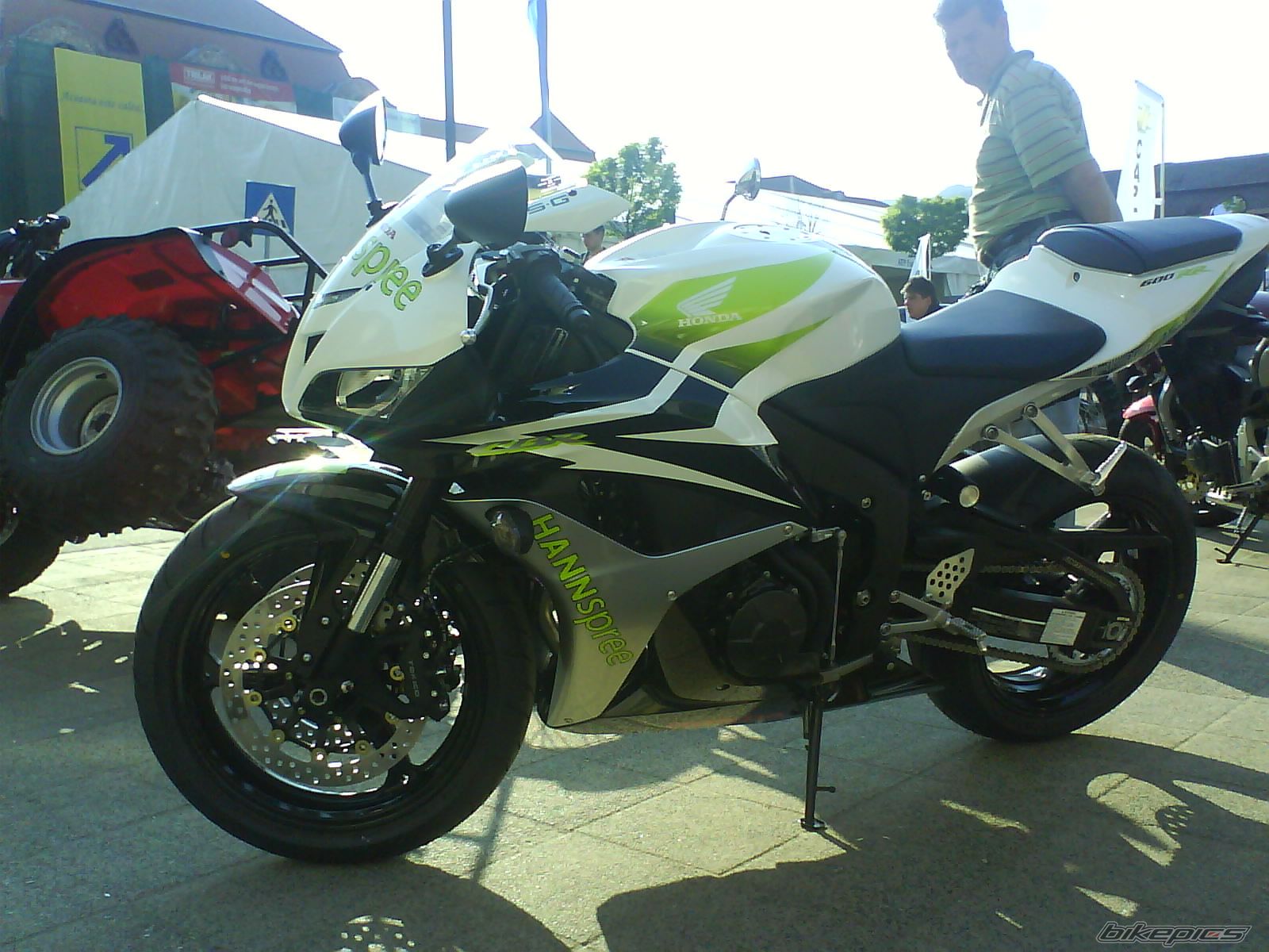 Bike Photo 1587853