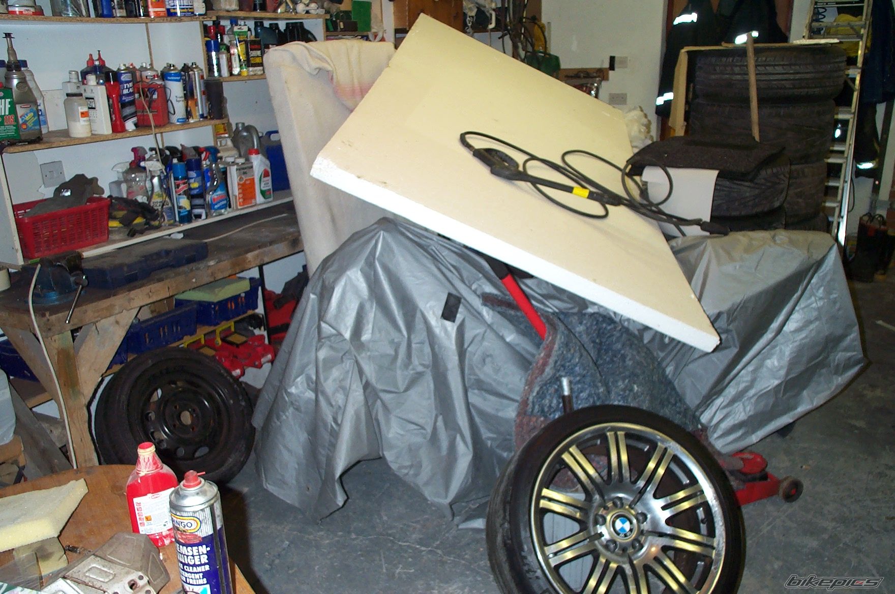 Photo 1587876