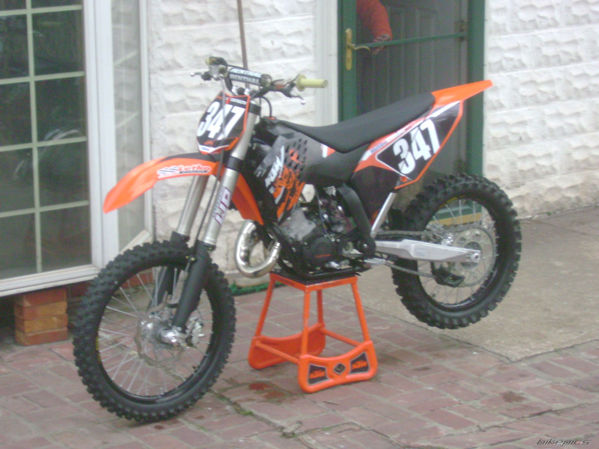 Bike Photo 1587883