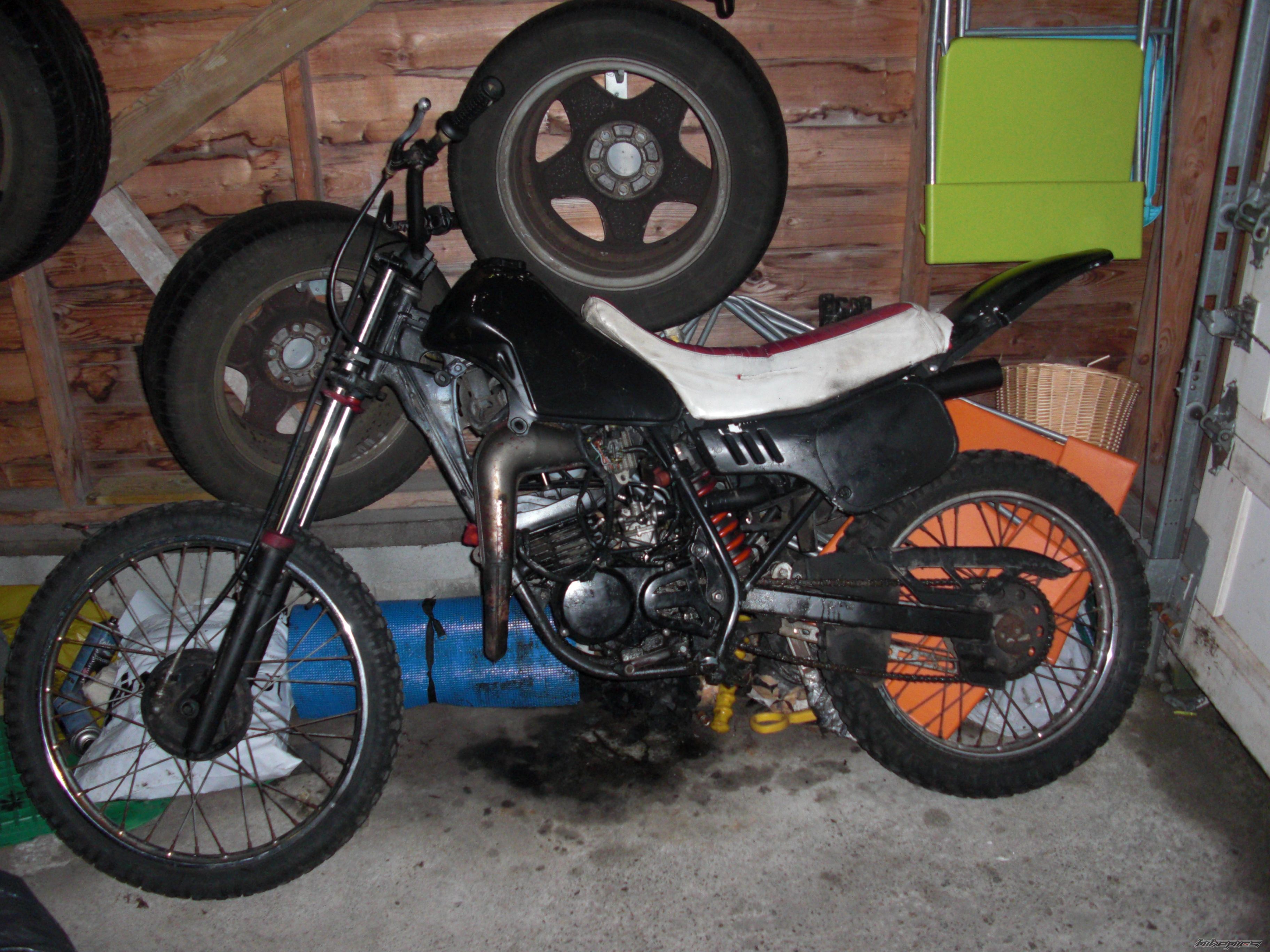 Bike Photo 1587889