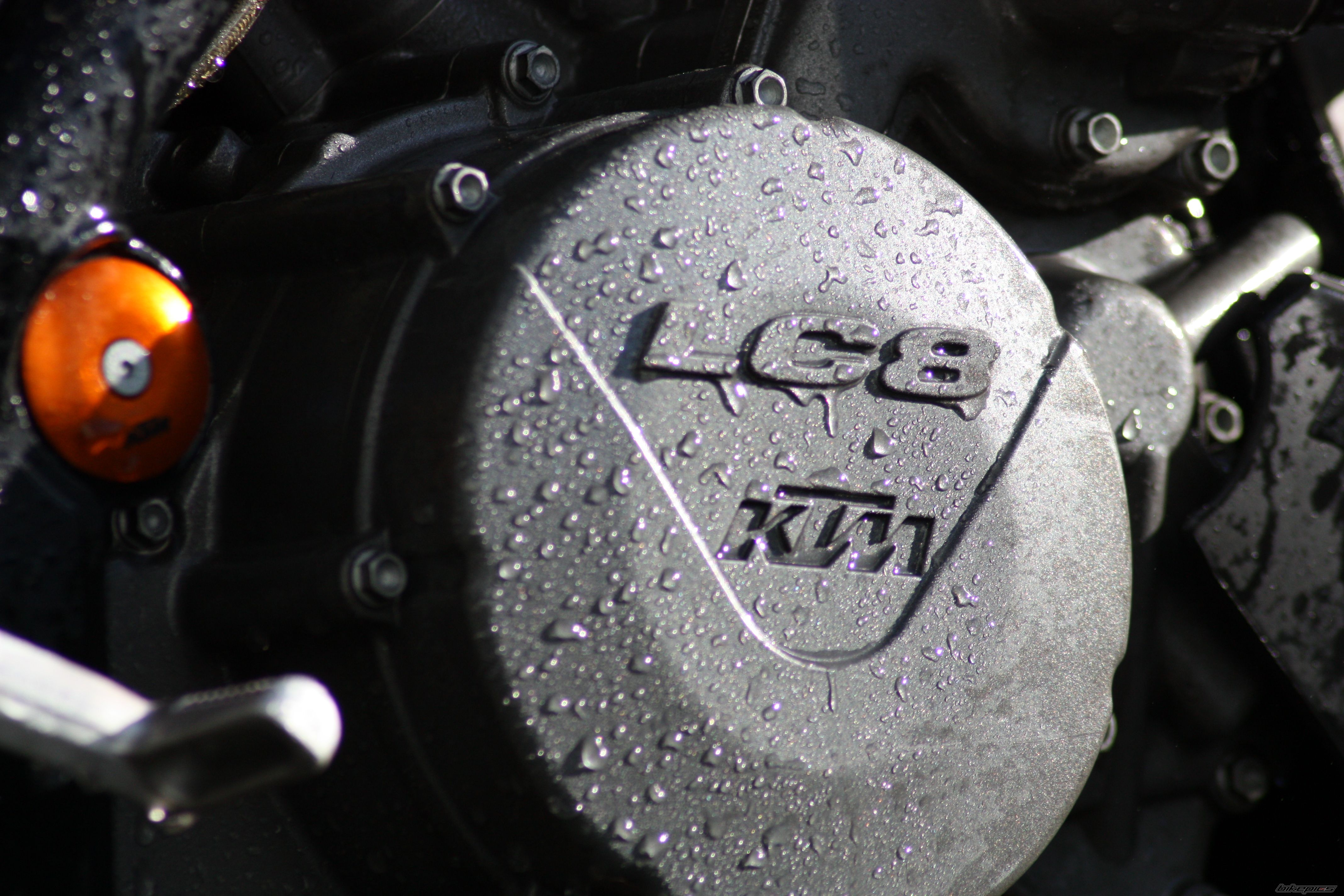 Bike Photo 1587998