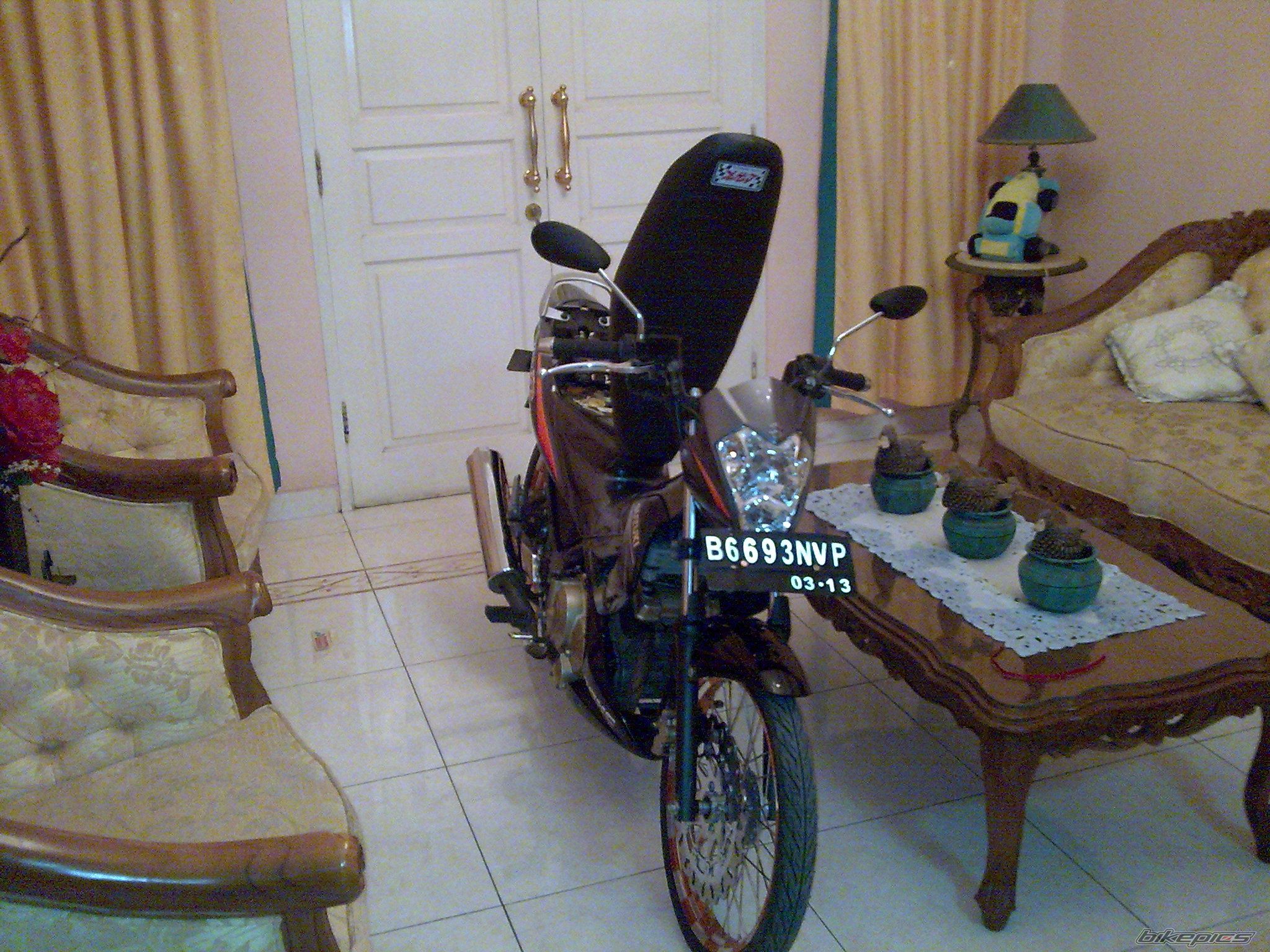 Photo 1588090