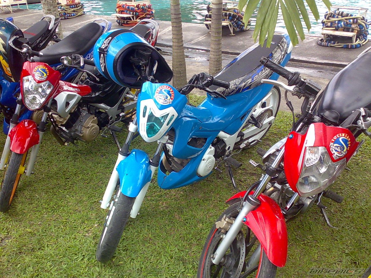 Photo 1588170