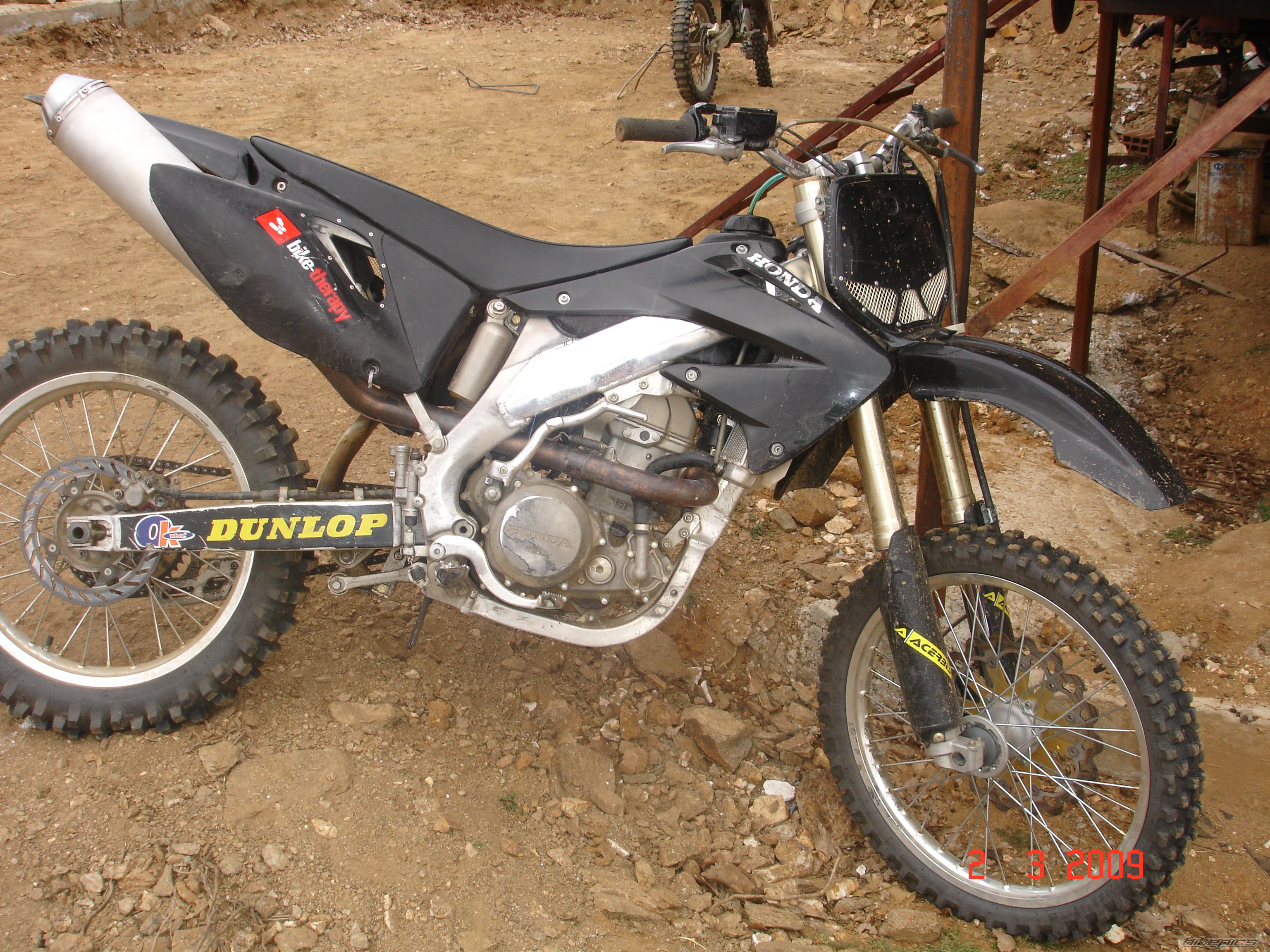 Photo 1588197
