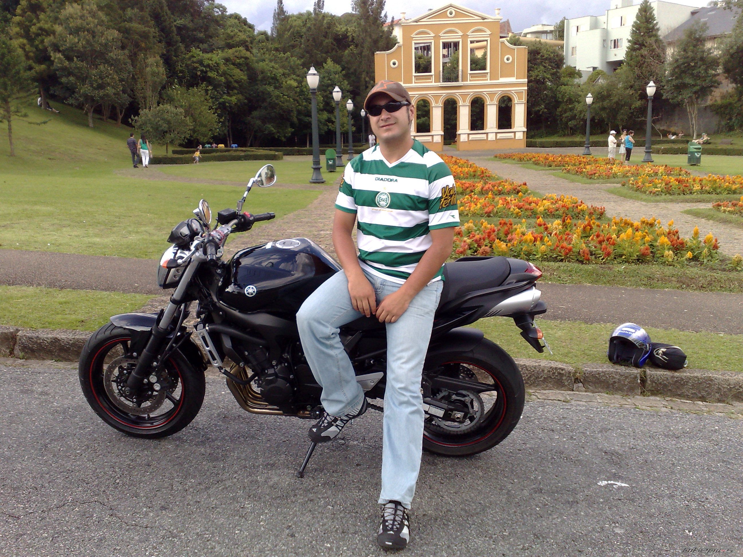 Photo 1588246