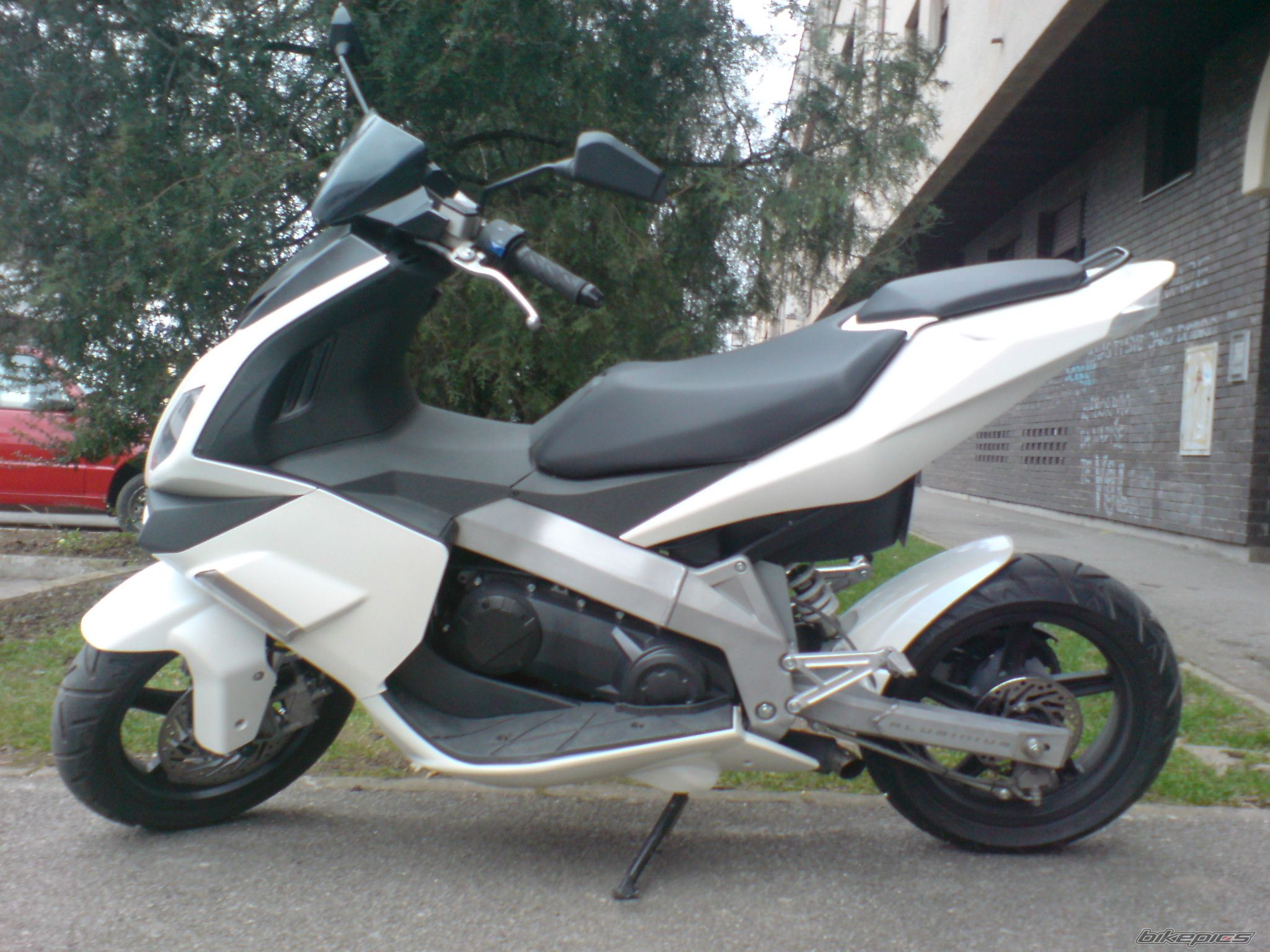 Bike Photo 1588319