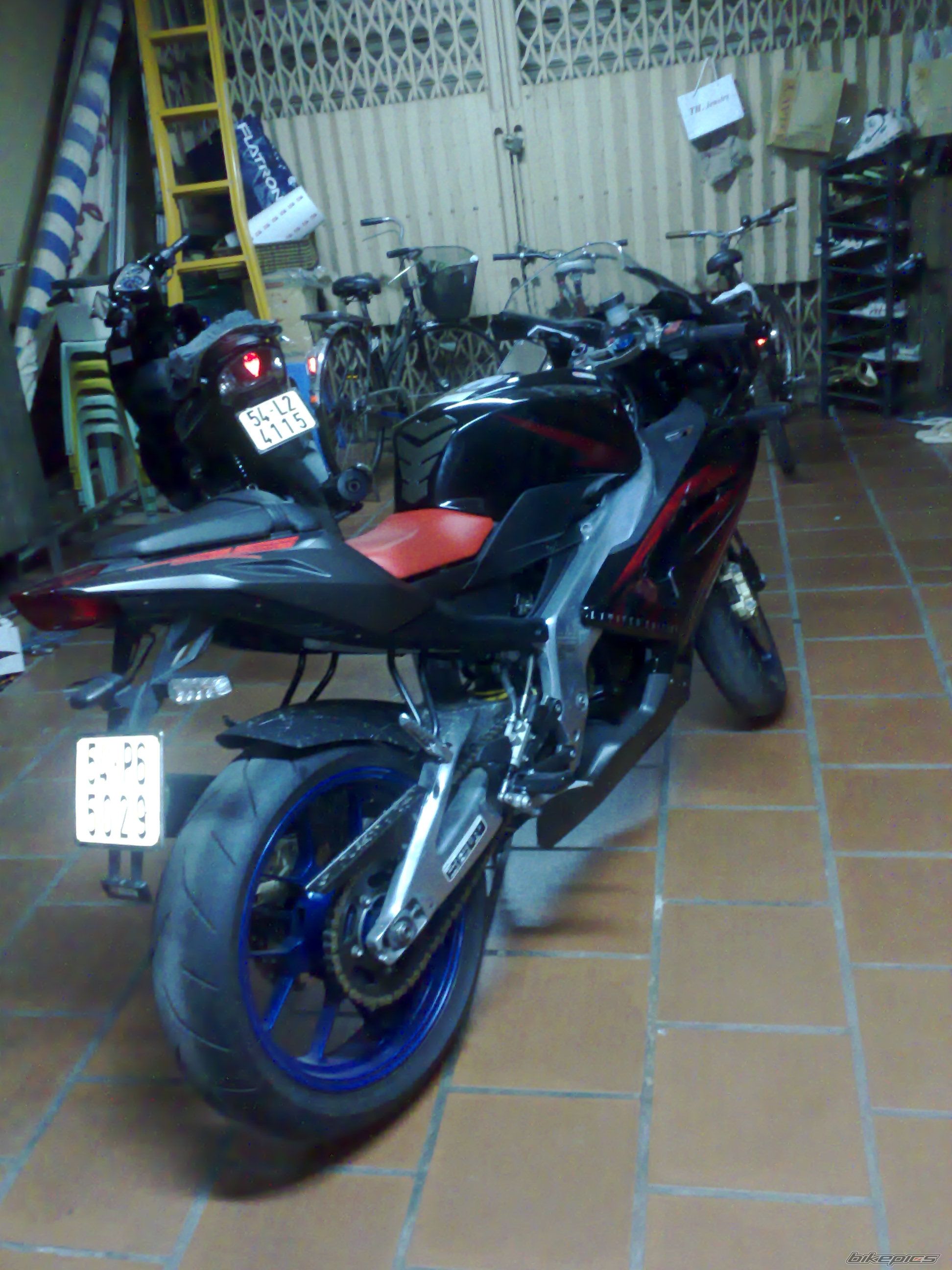 Bike Photo 1588363