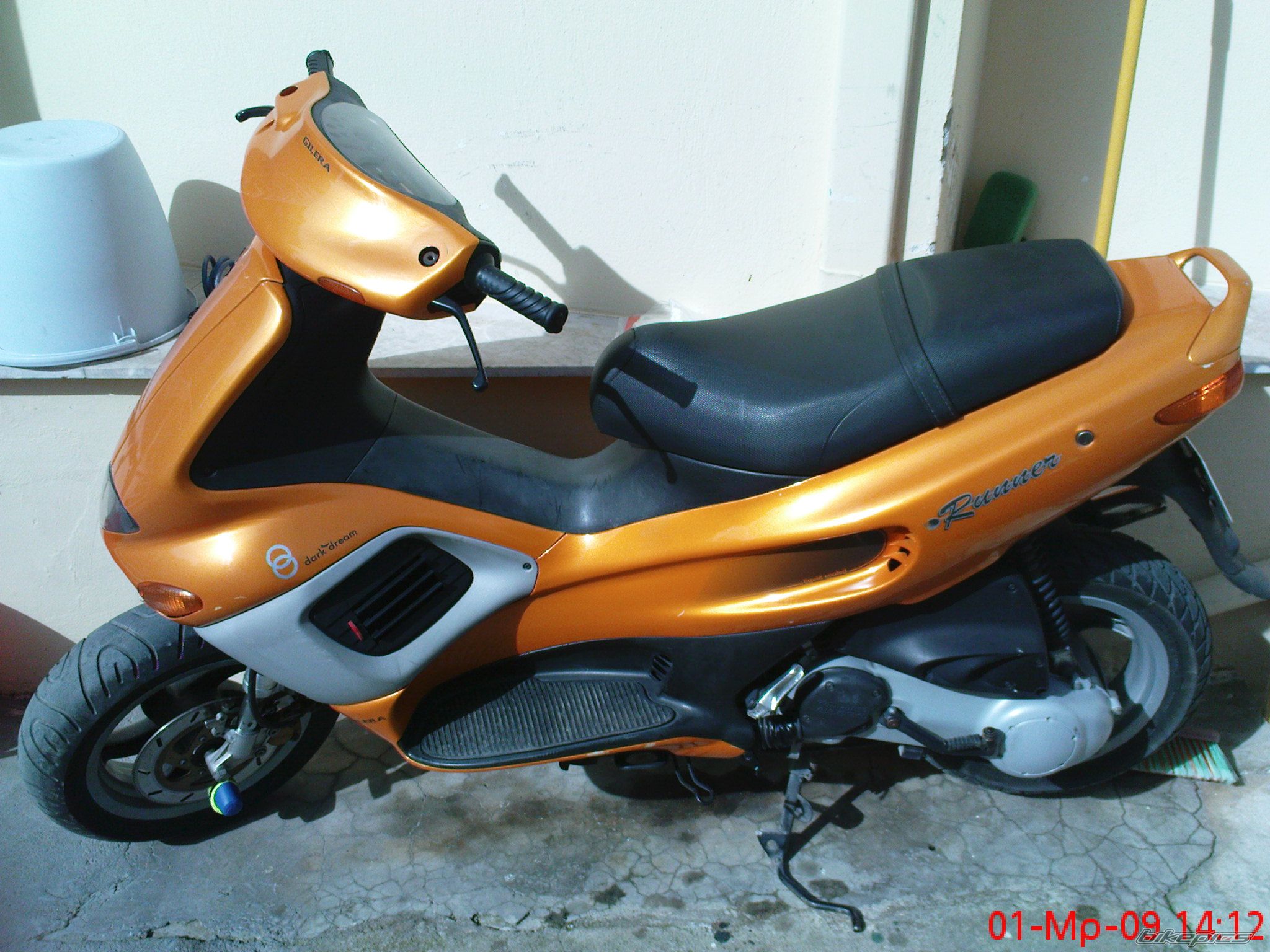 Photo 1588411