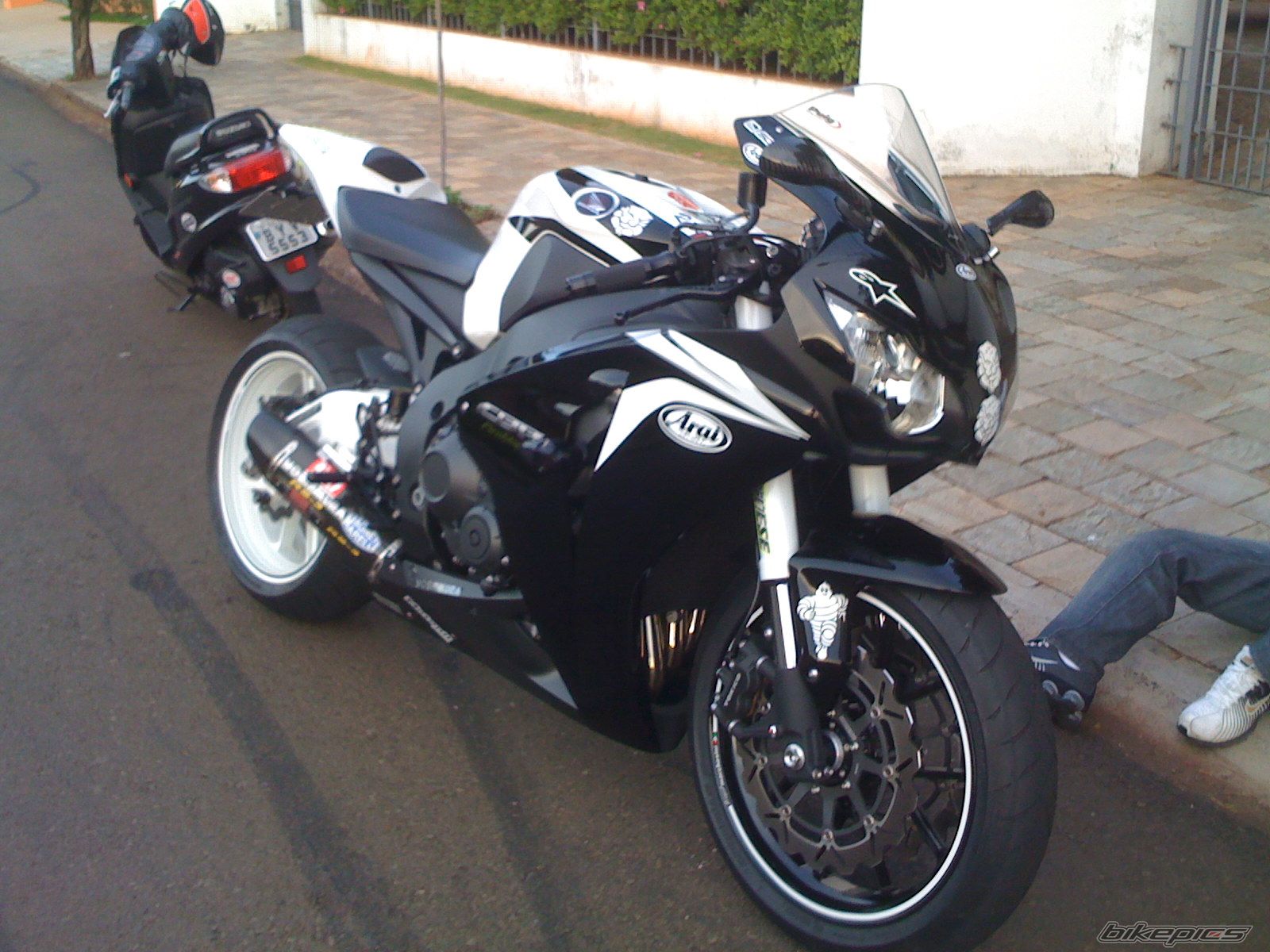 Bike Photo 1588436