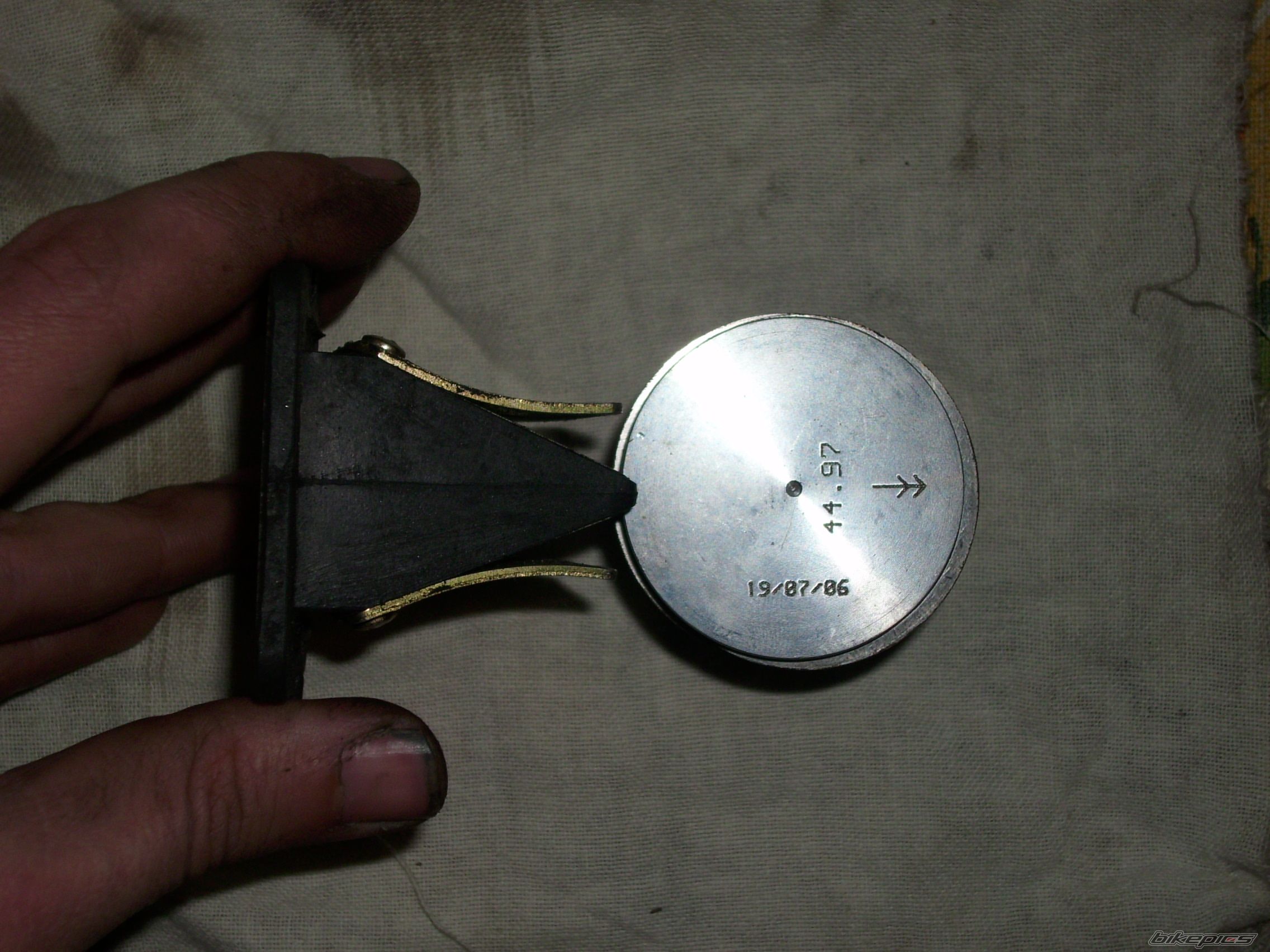 Photo 1588468