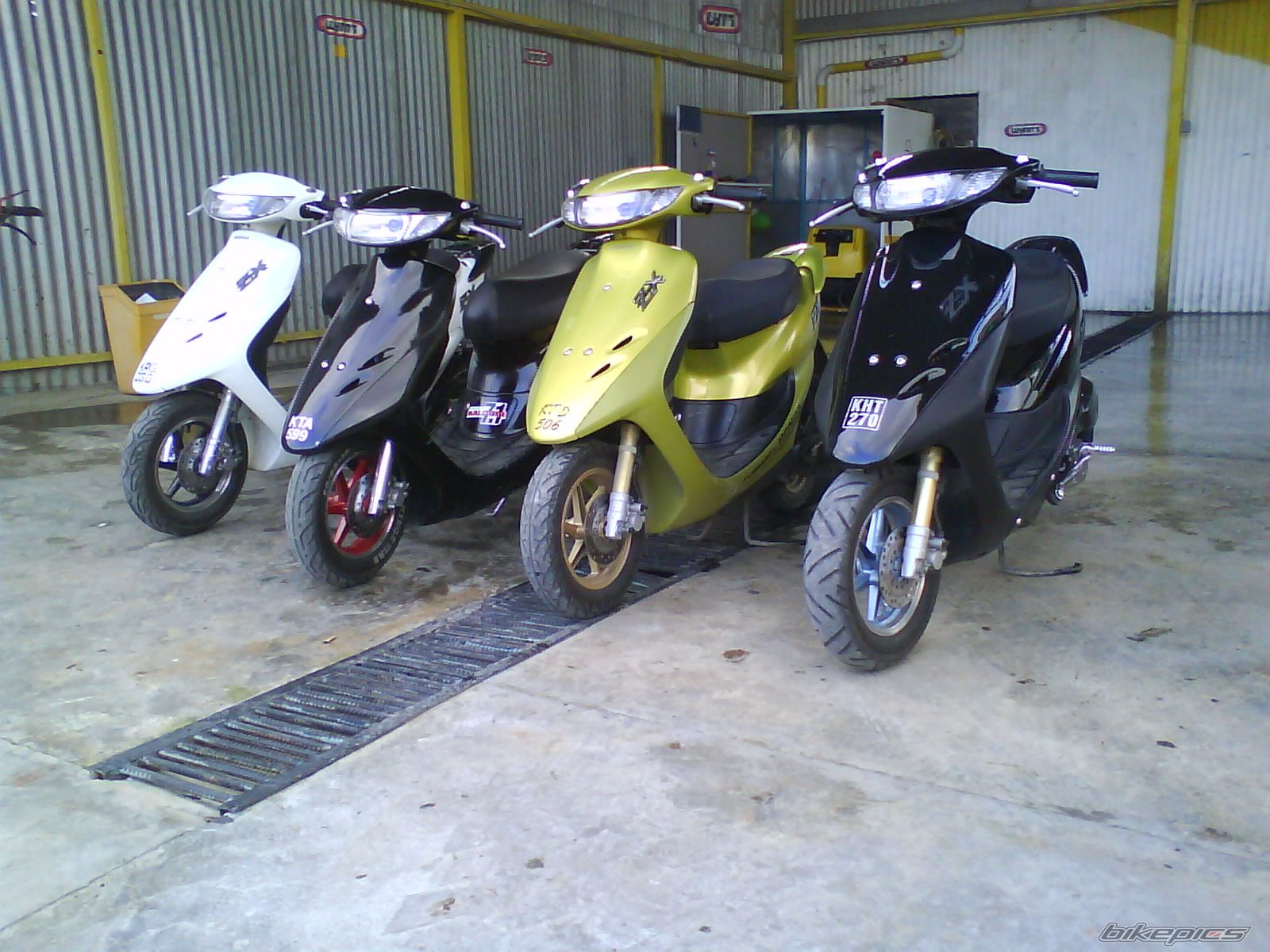 Photo 1588629