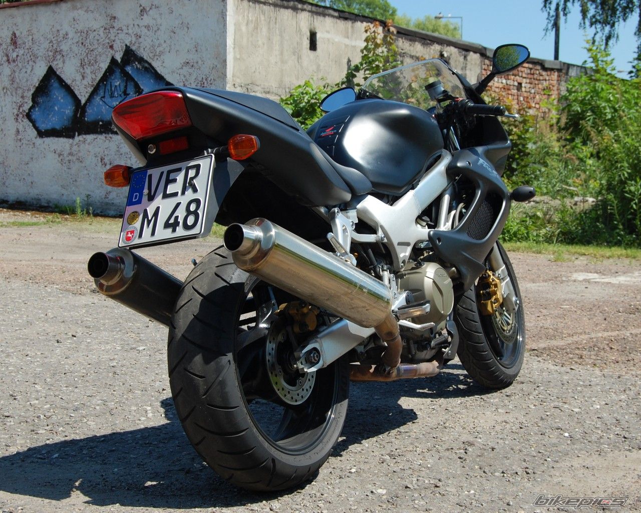 Photo 1588720