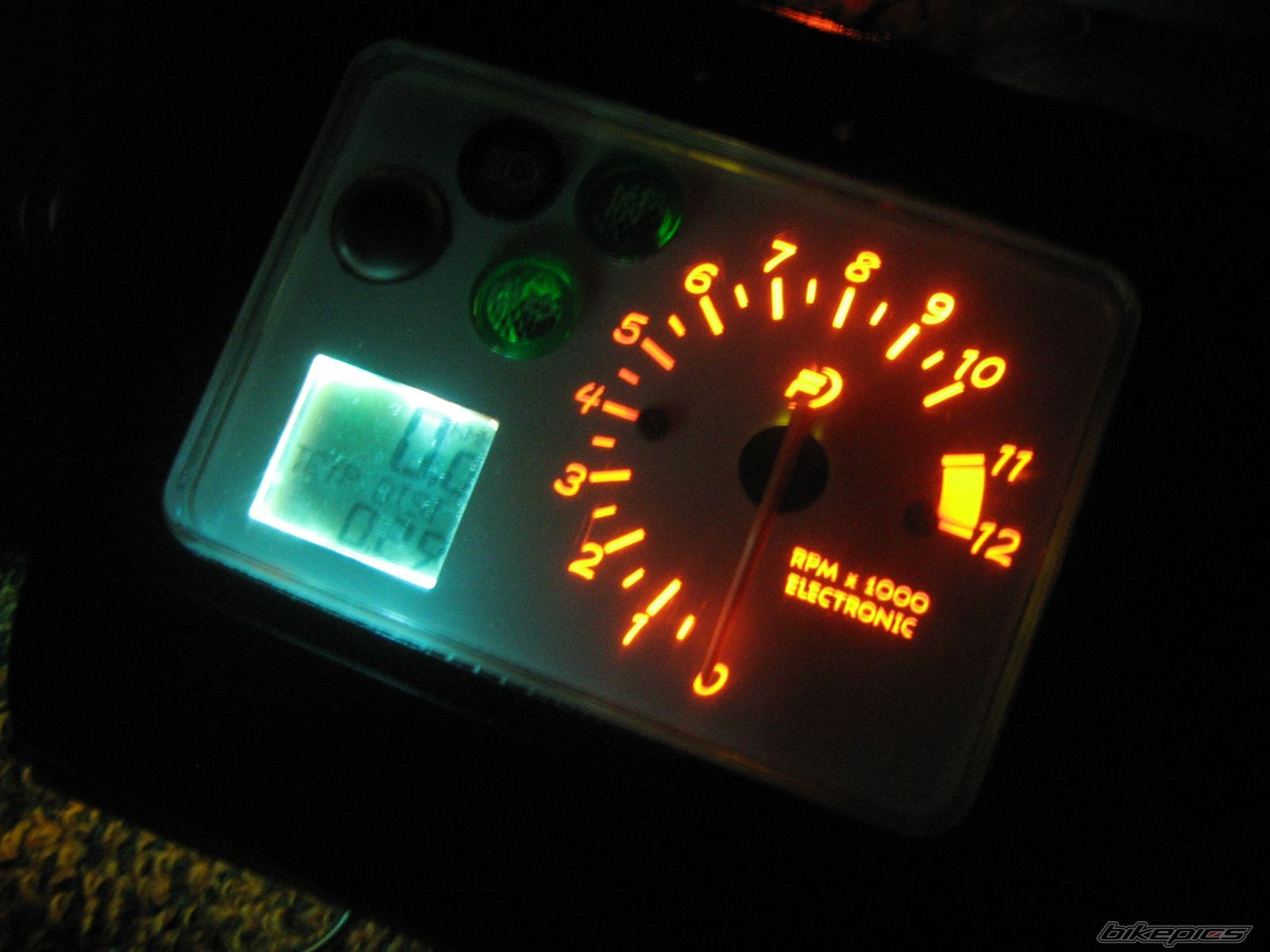 Photo 1588751