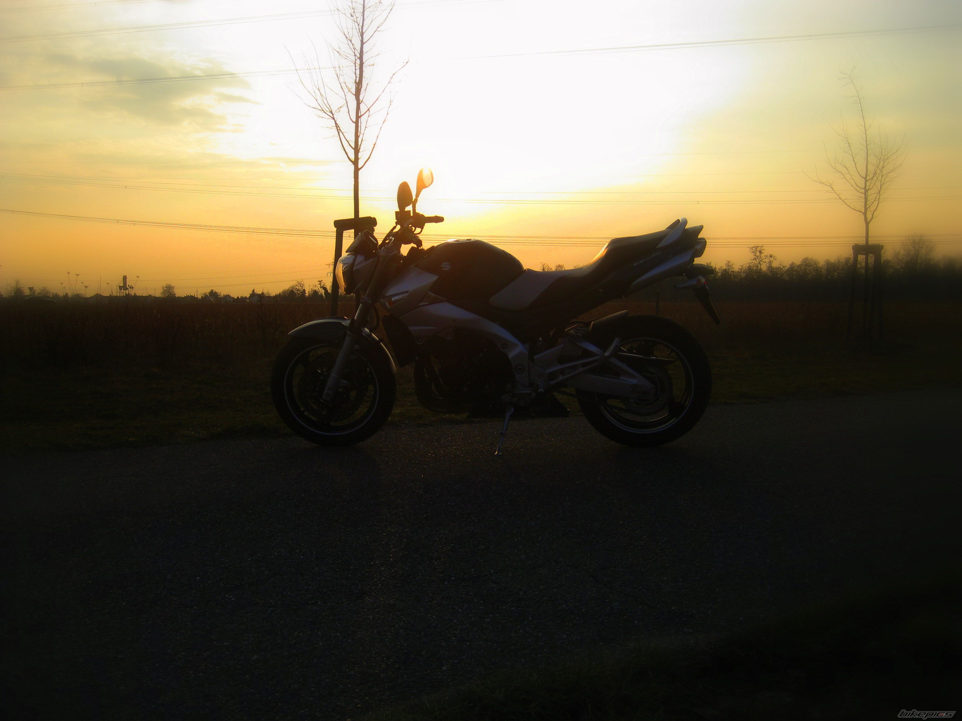 Bike Photo 1588754
