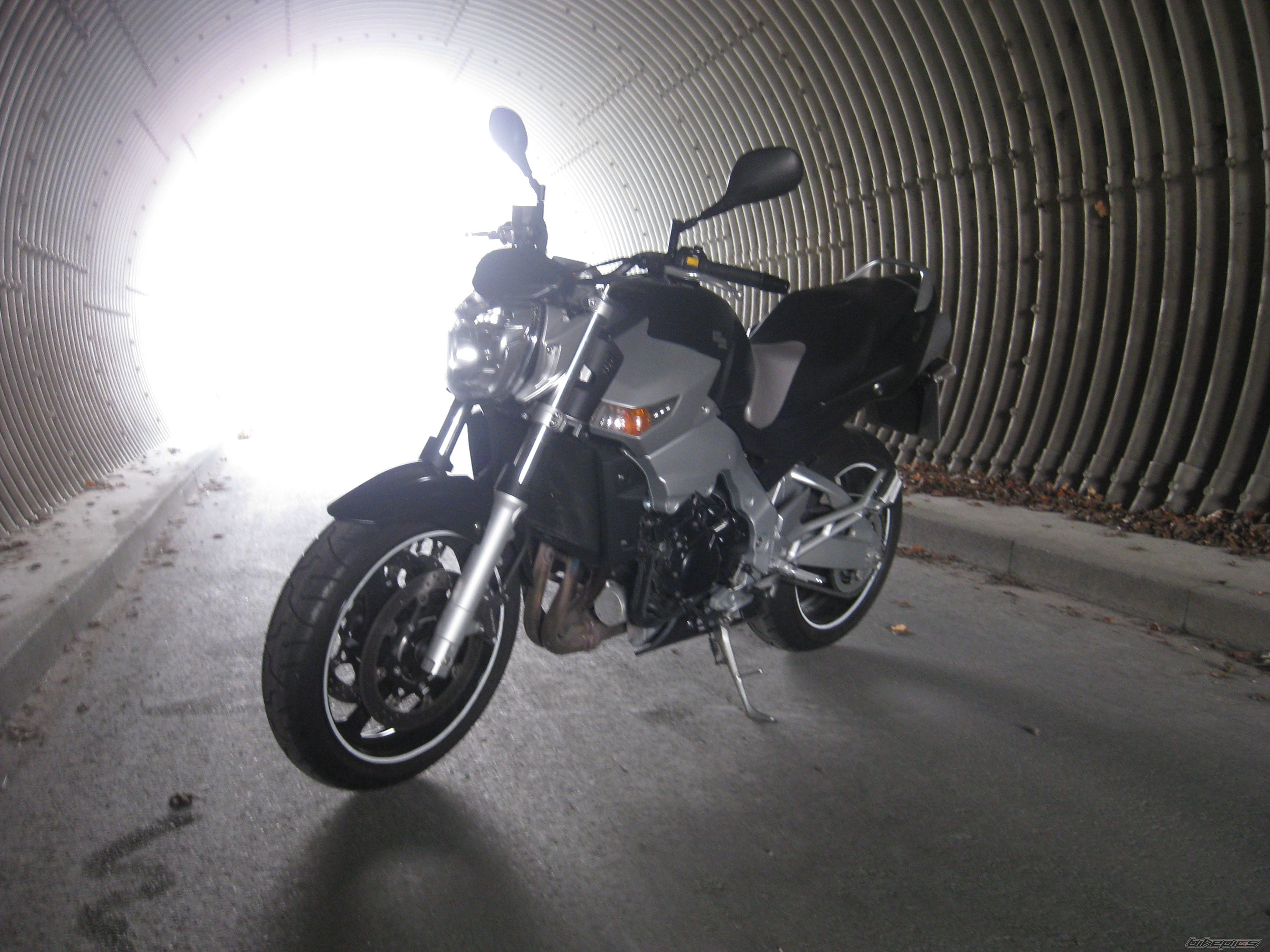 Bike Photo 1588761