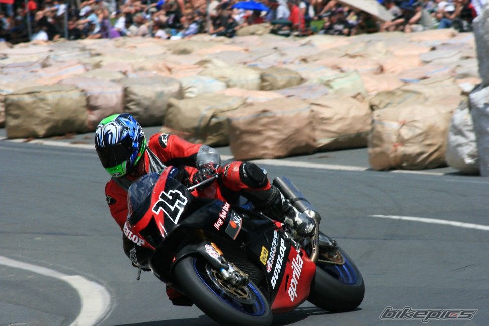 Bike Photo 1588865