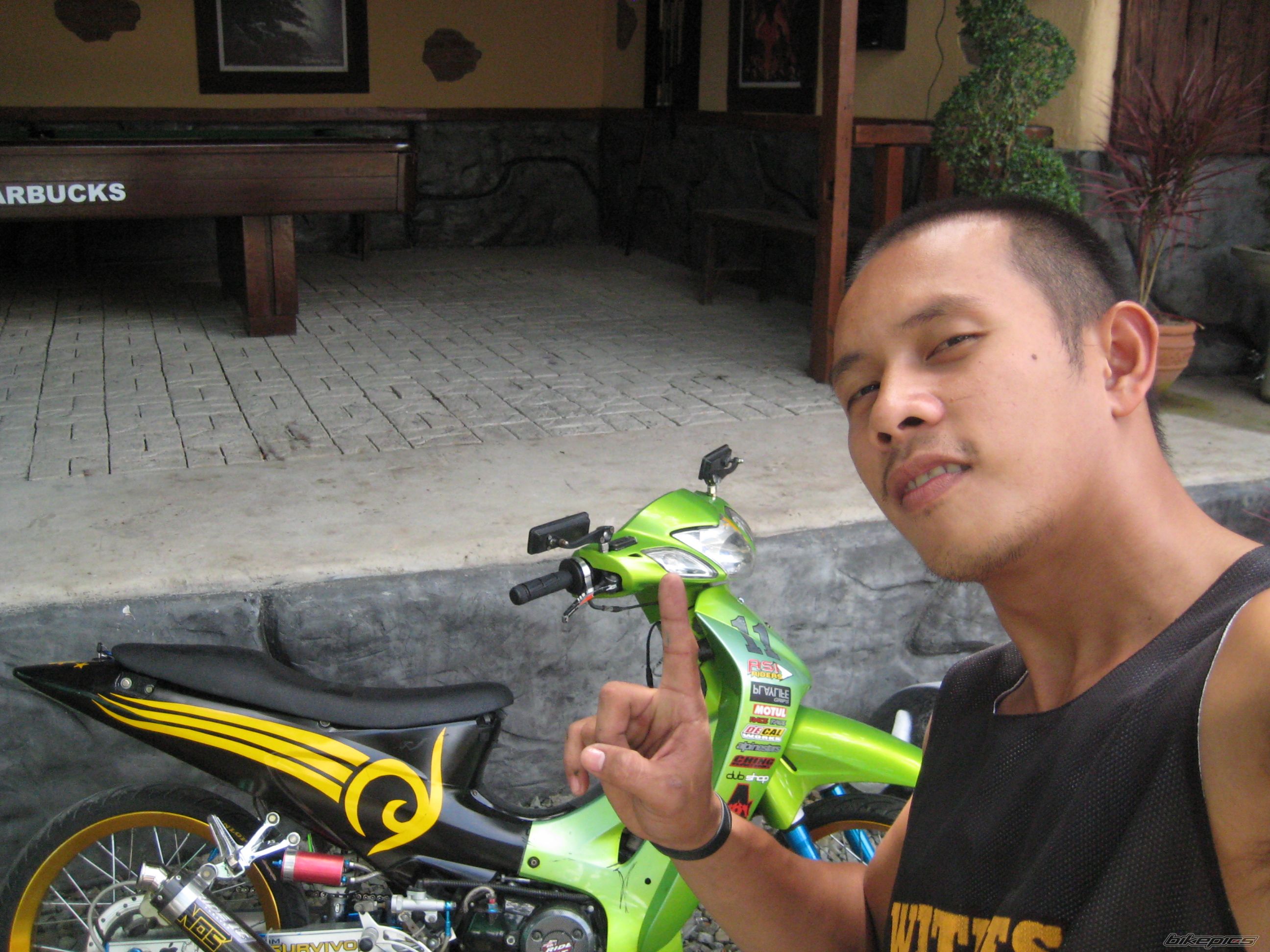 Photo 1588962