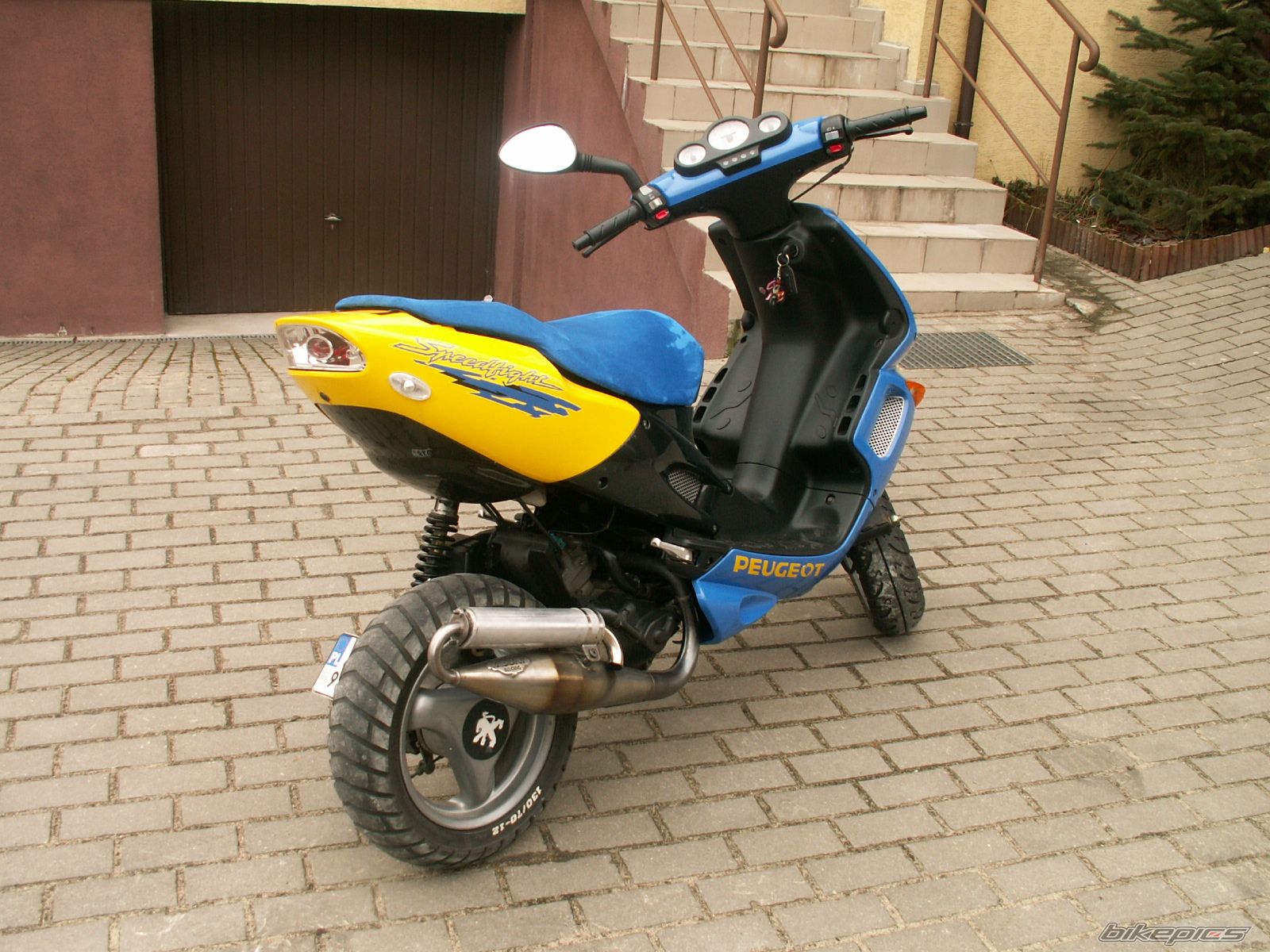 Bike Photo 1589188