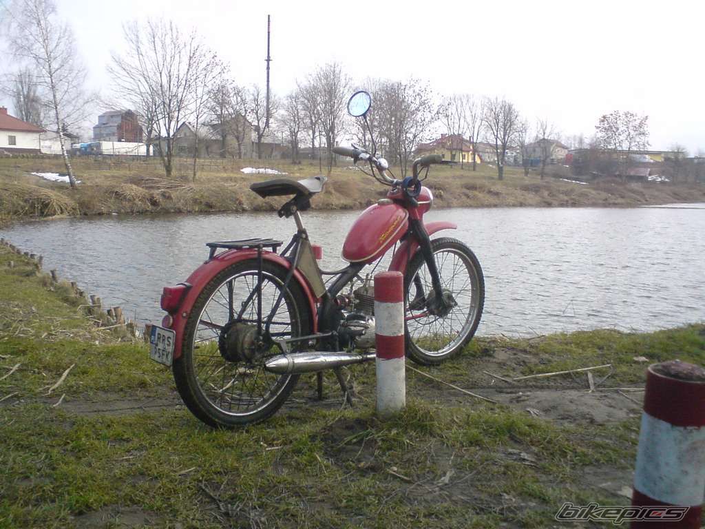 Photo 1589350