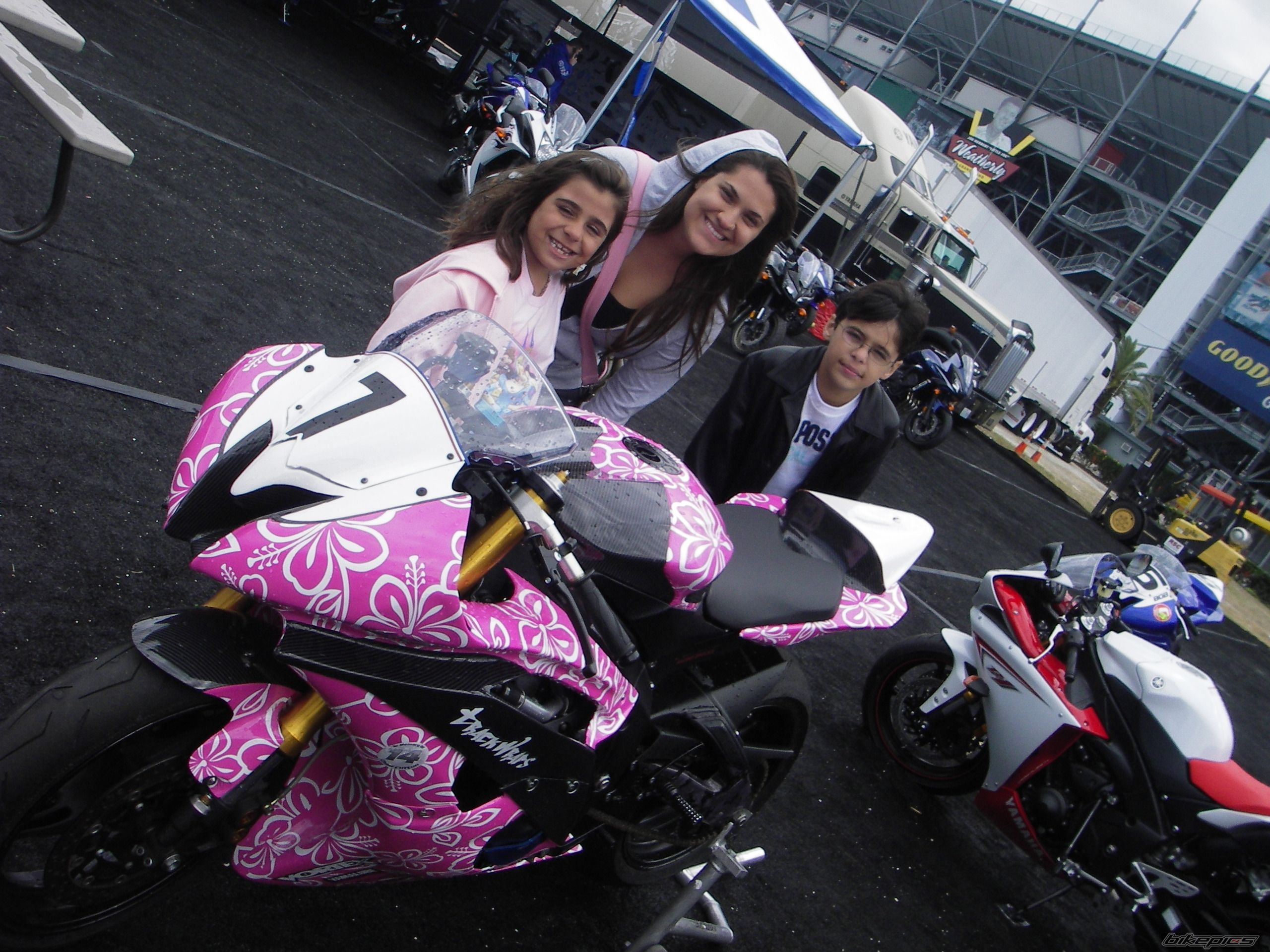Bike Photo 1589633