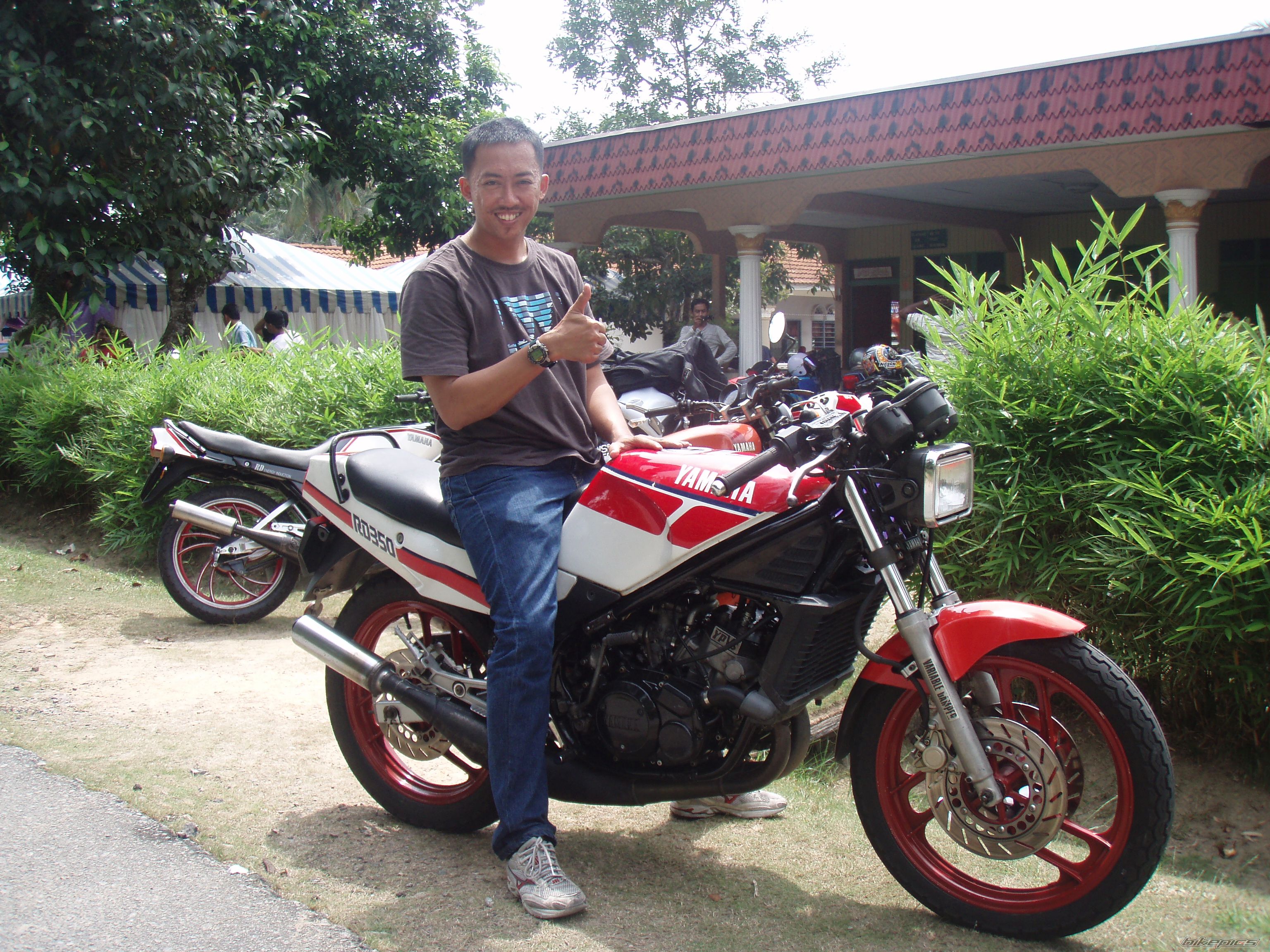 Bike Photo 1589976