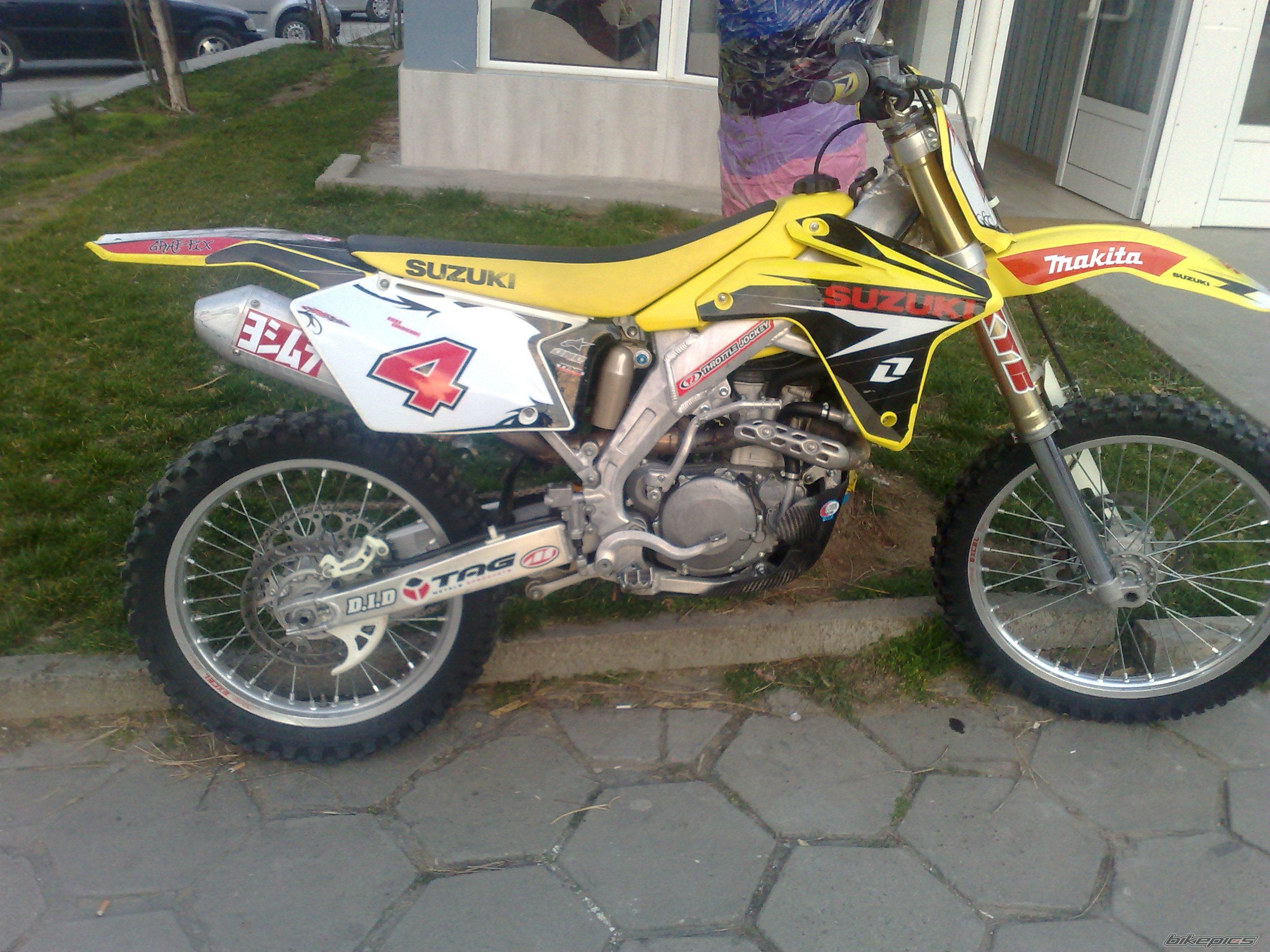 Bike Photo 1589993