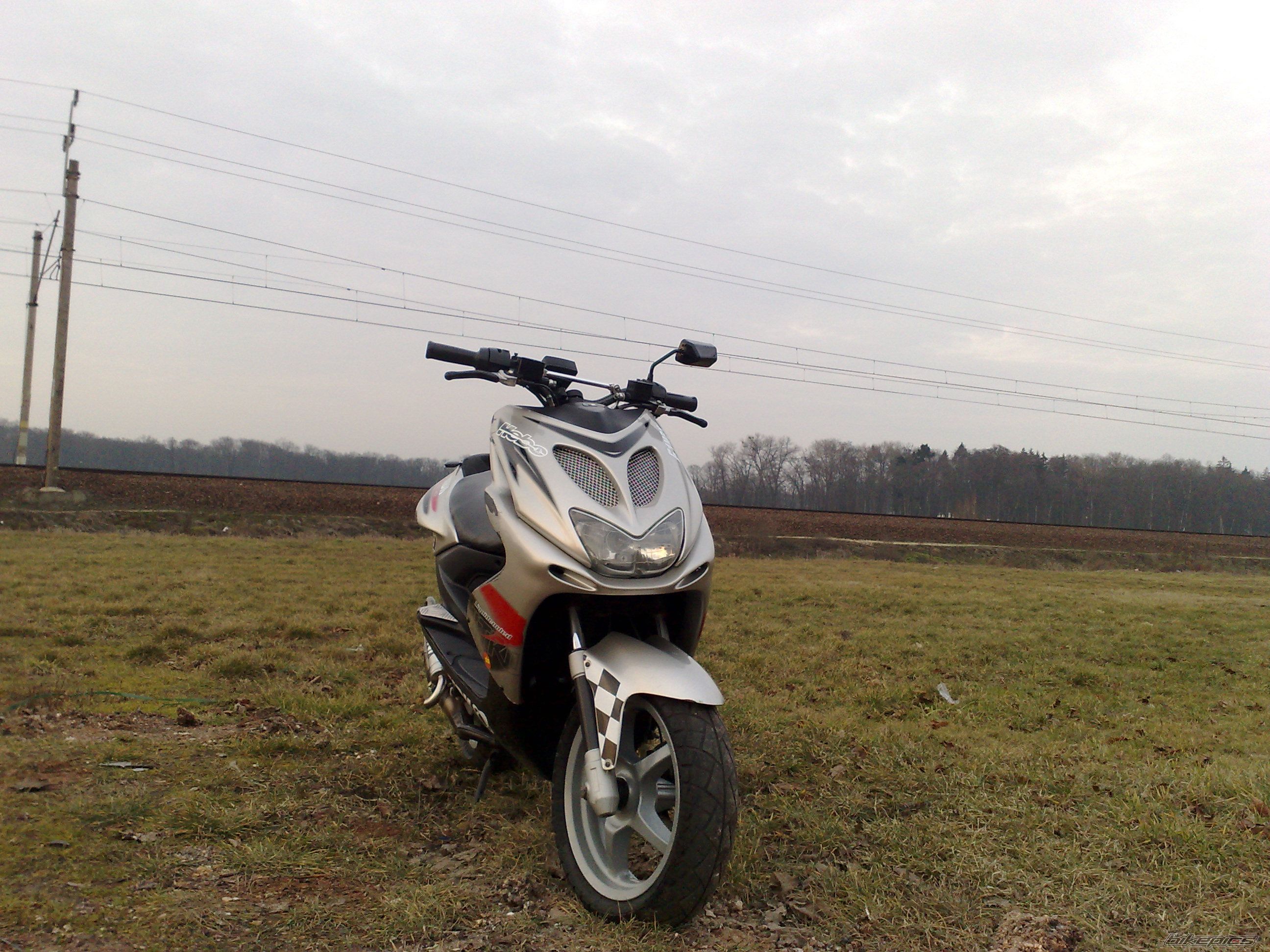 Photo 1590344