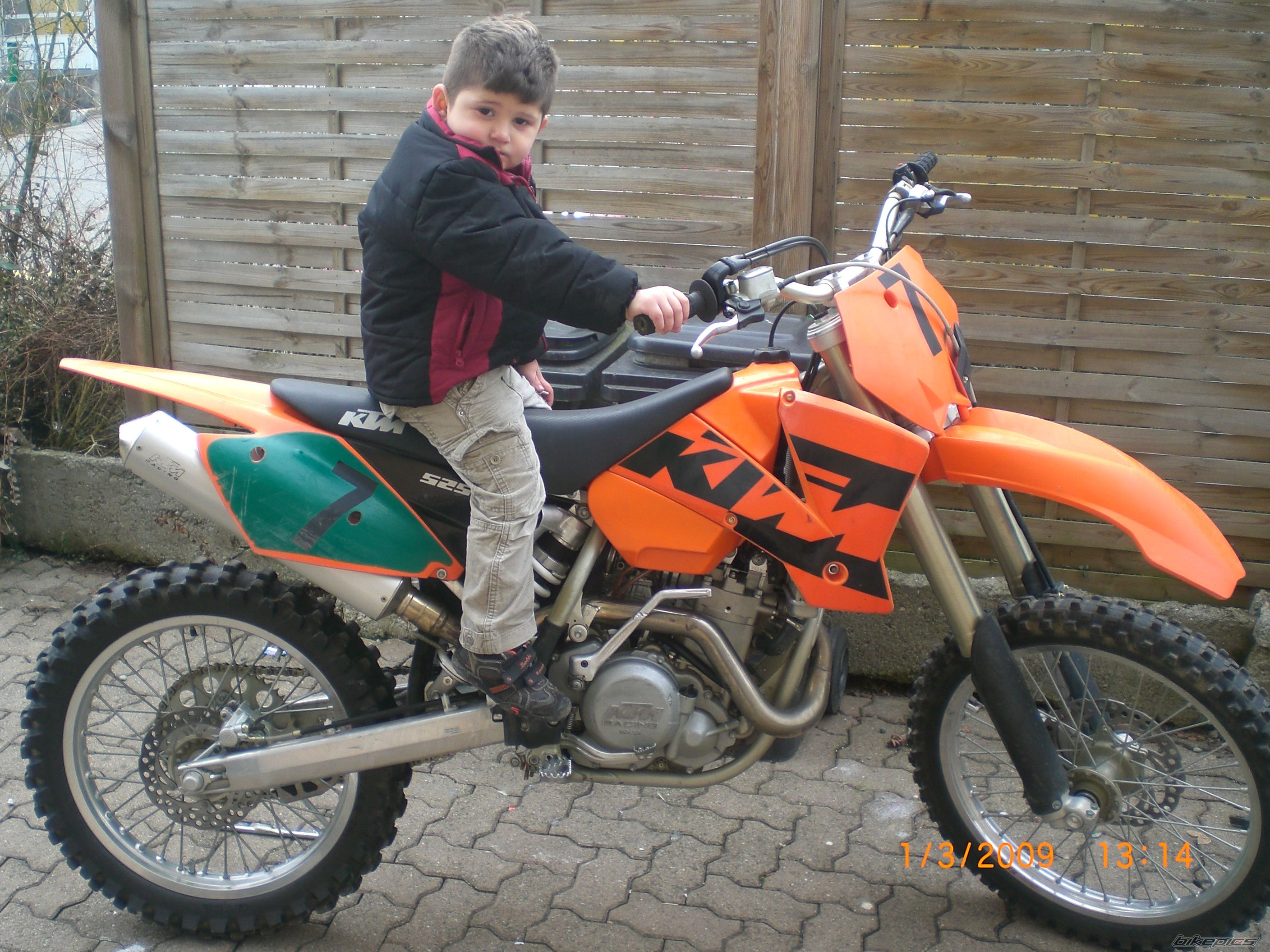 Photo 1590463