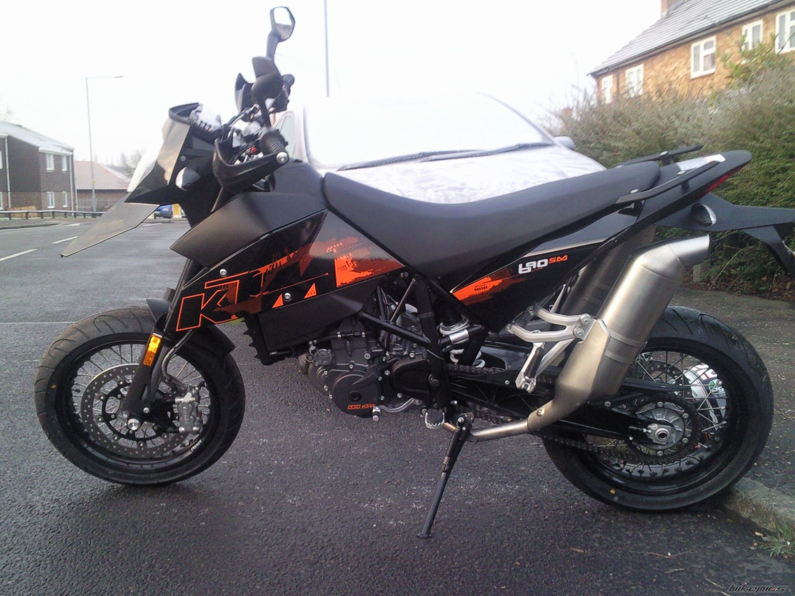 Photo 1590532