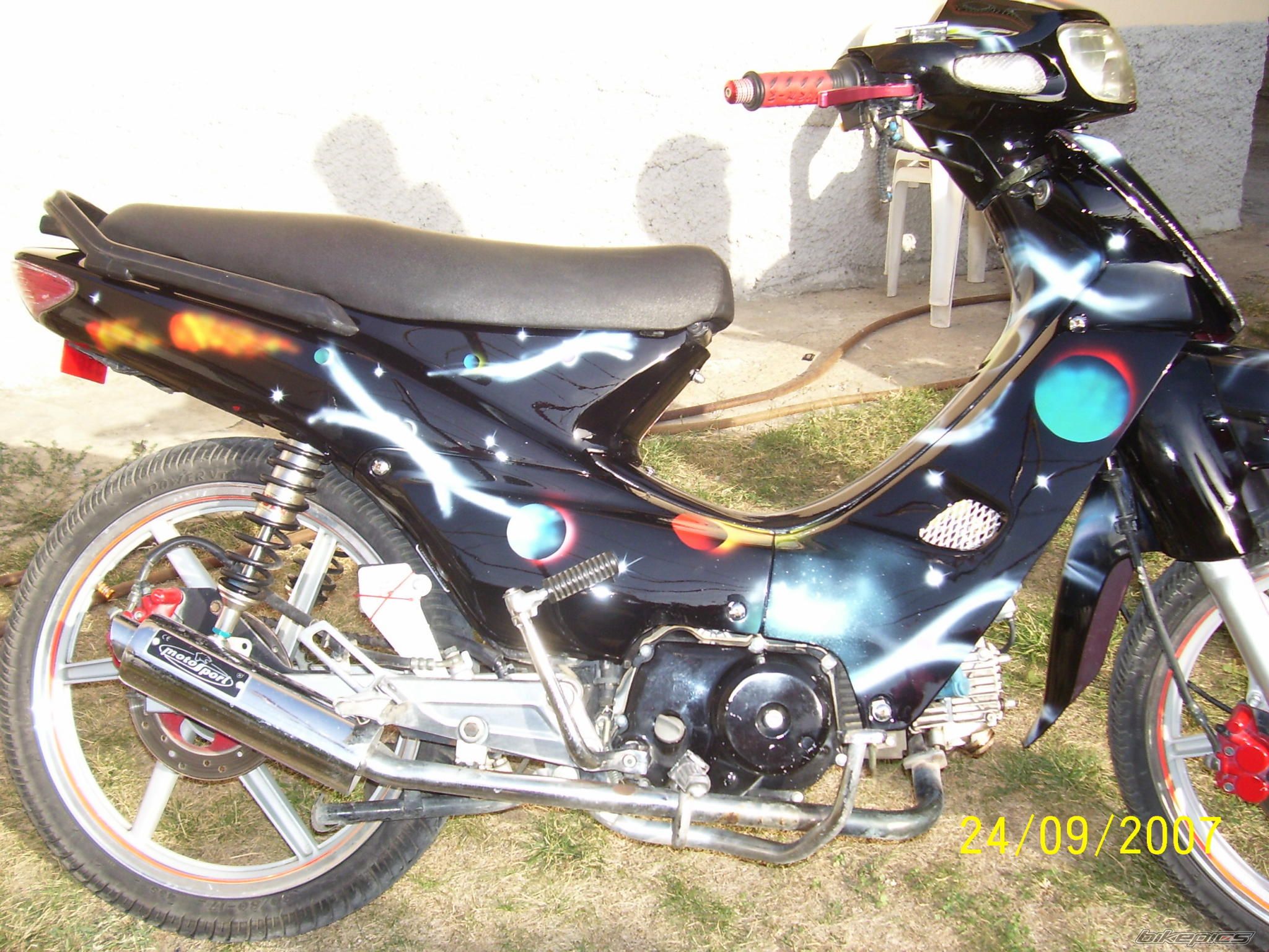 Photo 1590666