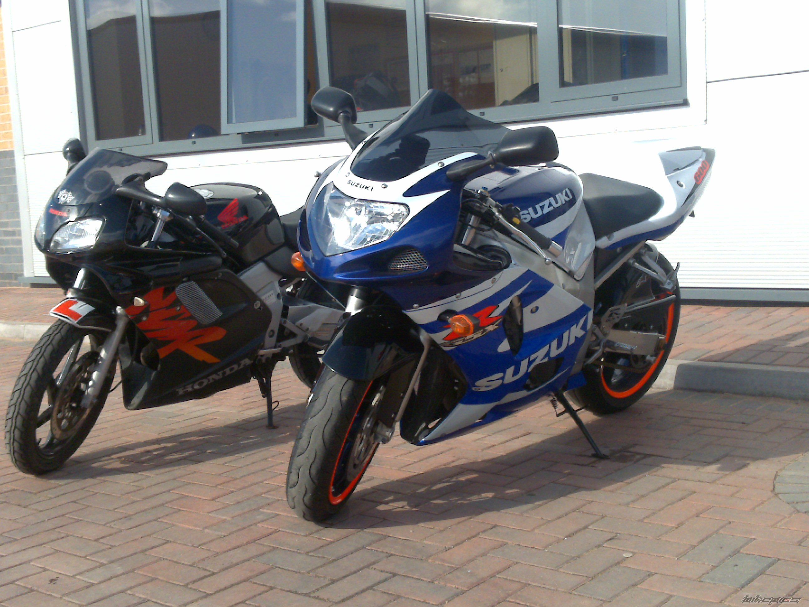 Photo 1591251