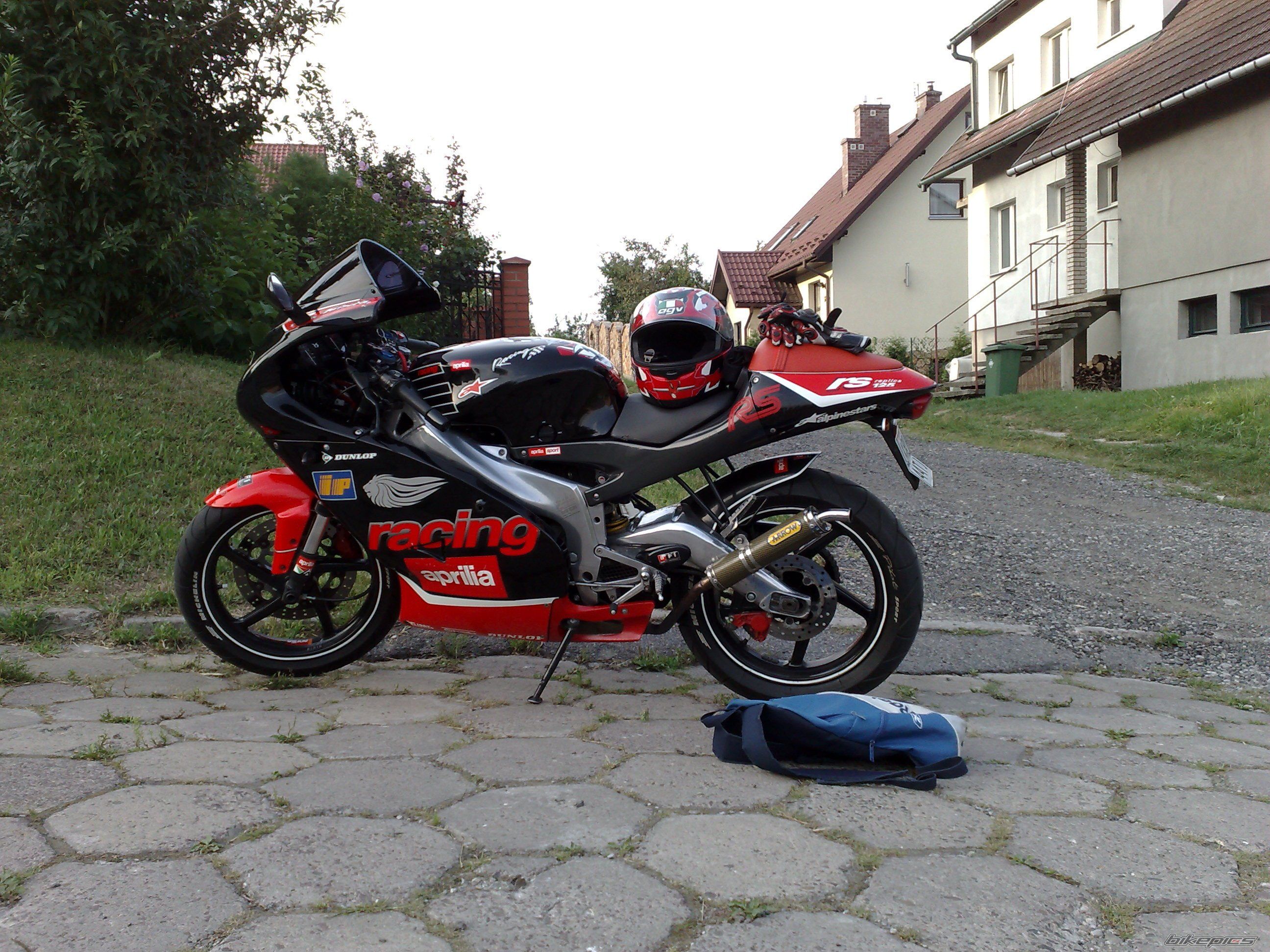 Photo 1591382