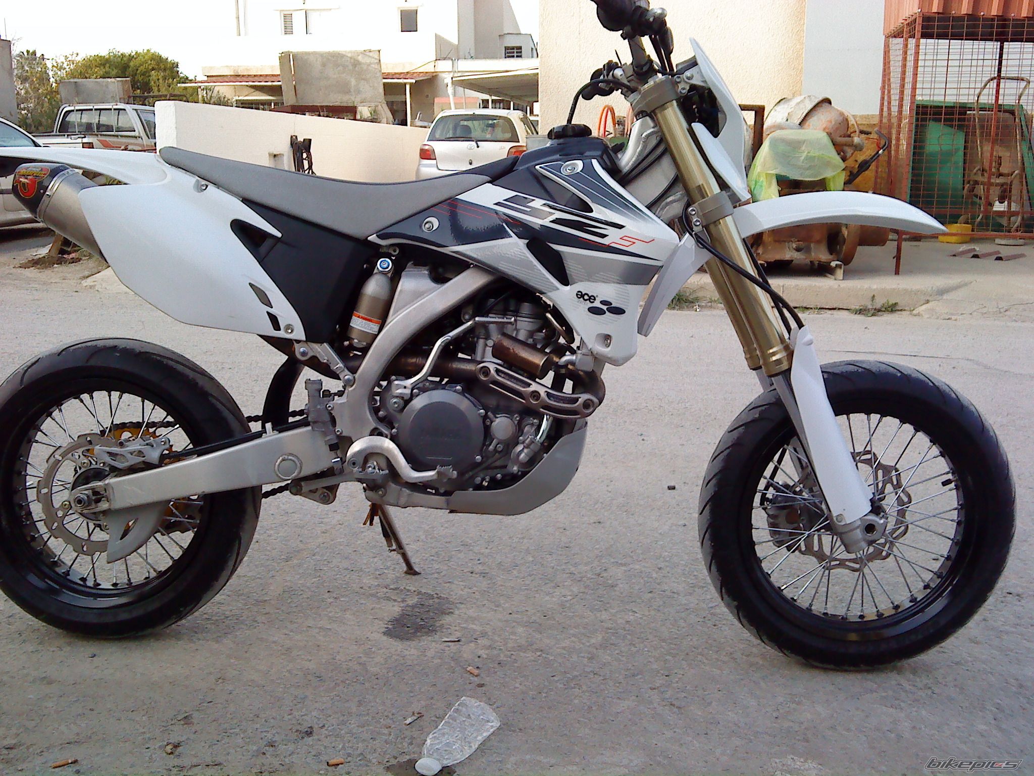 Photo 1591401
