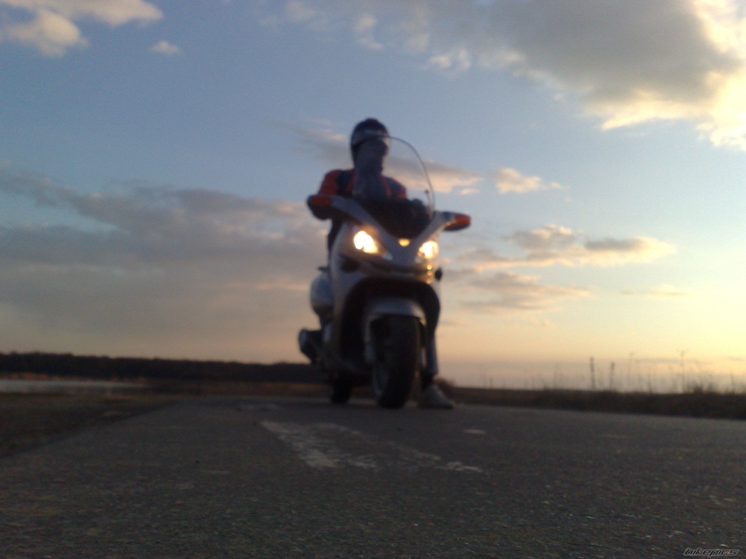 Photo 1591512
