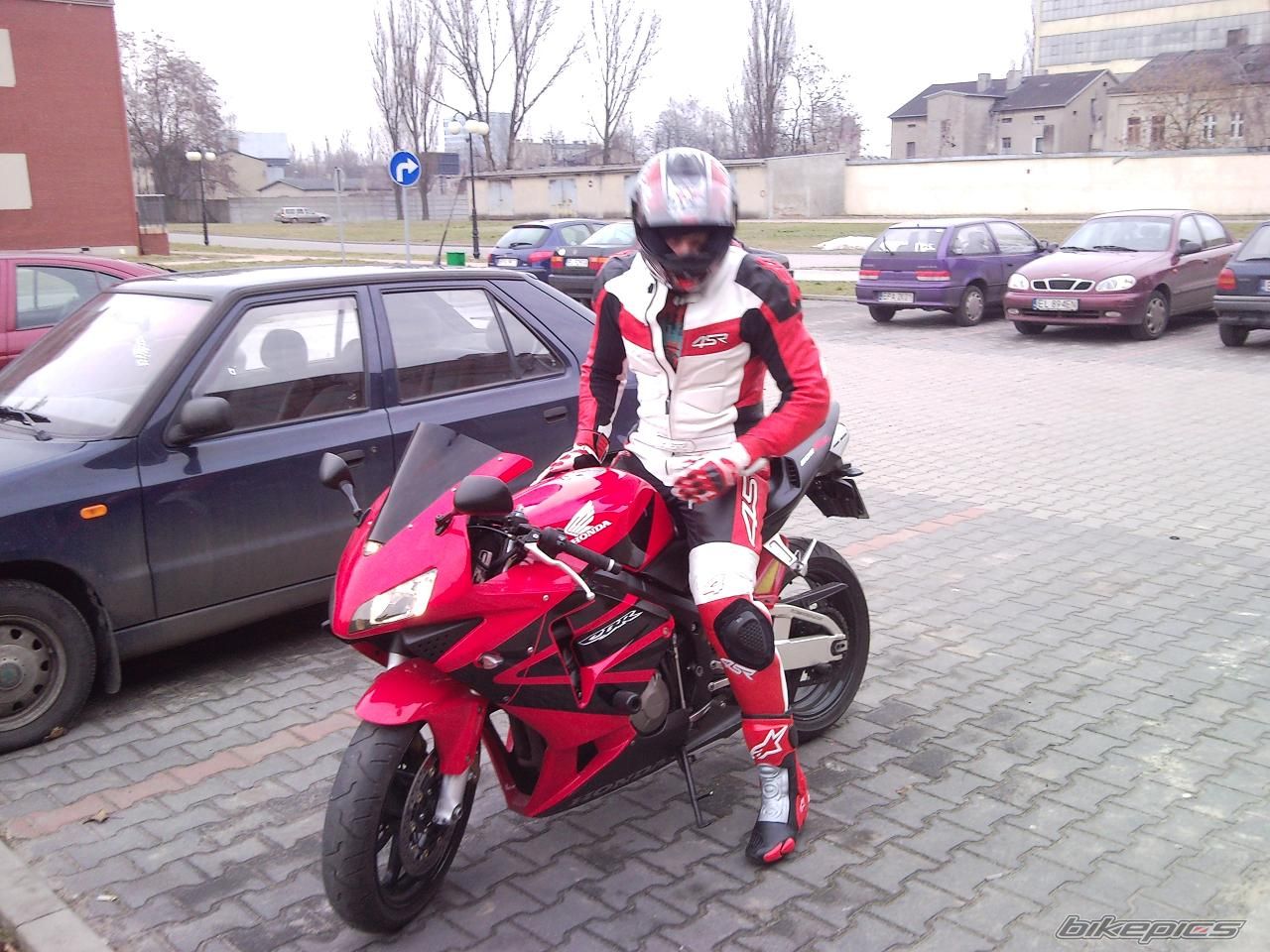 Photo 1591583