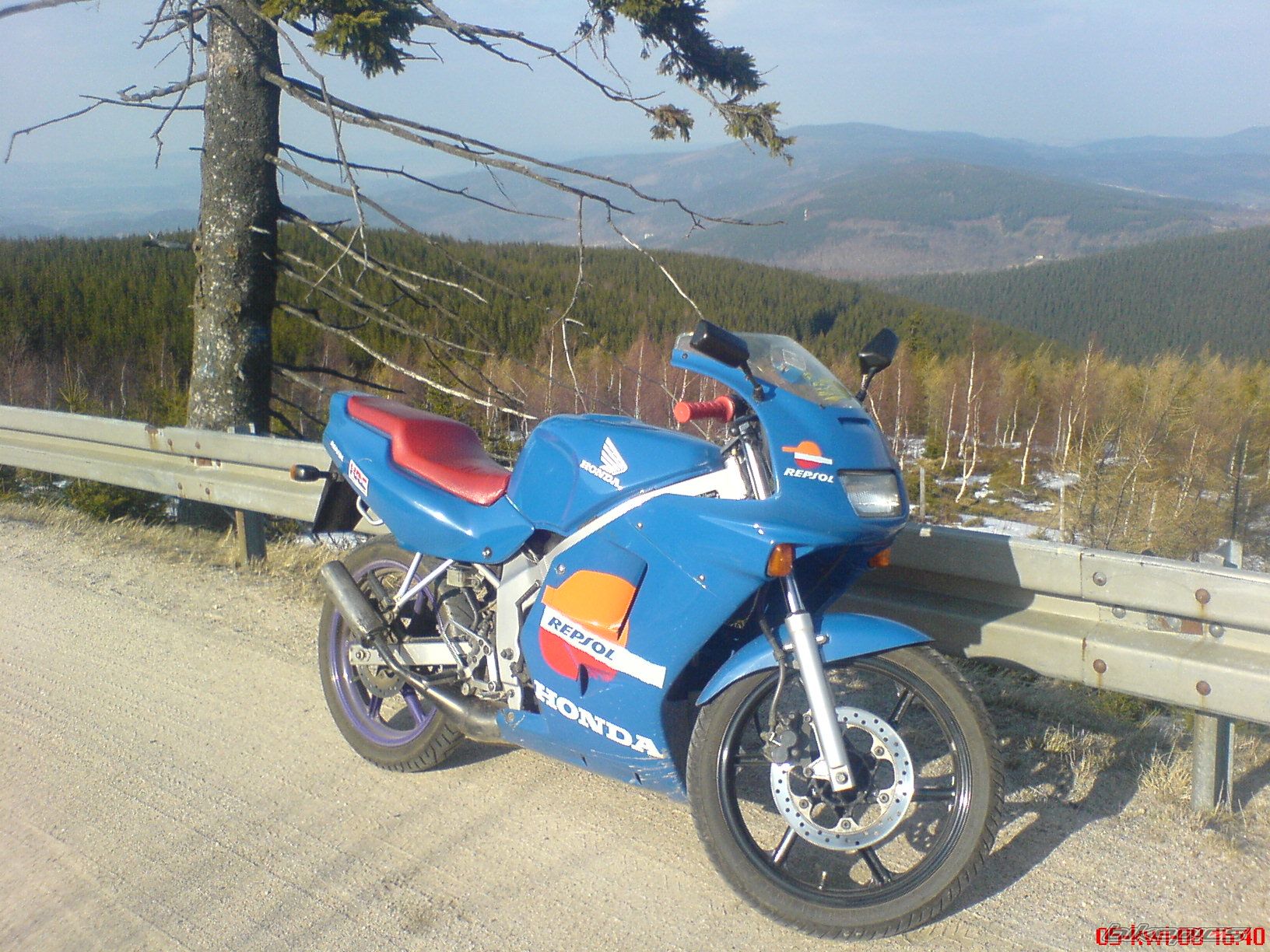 Photo 1591665