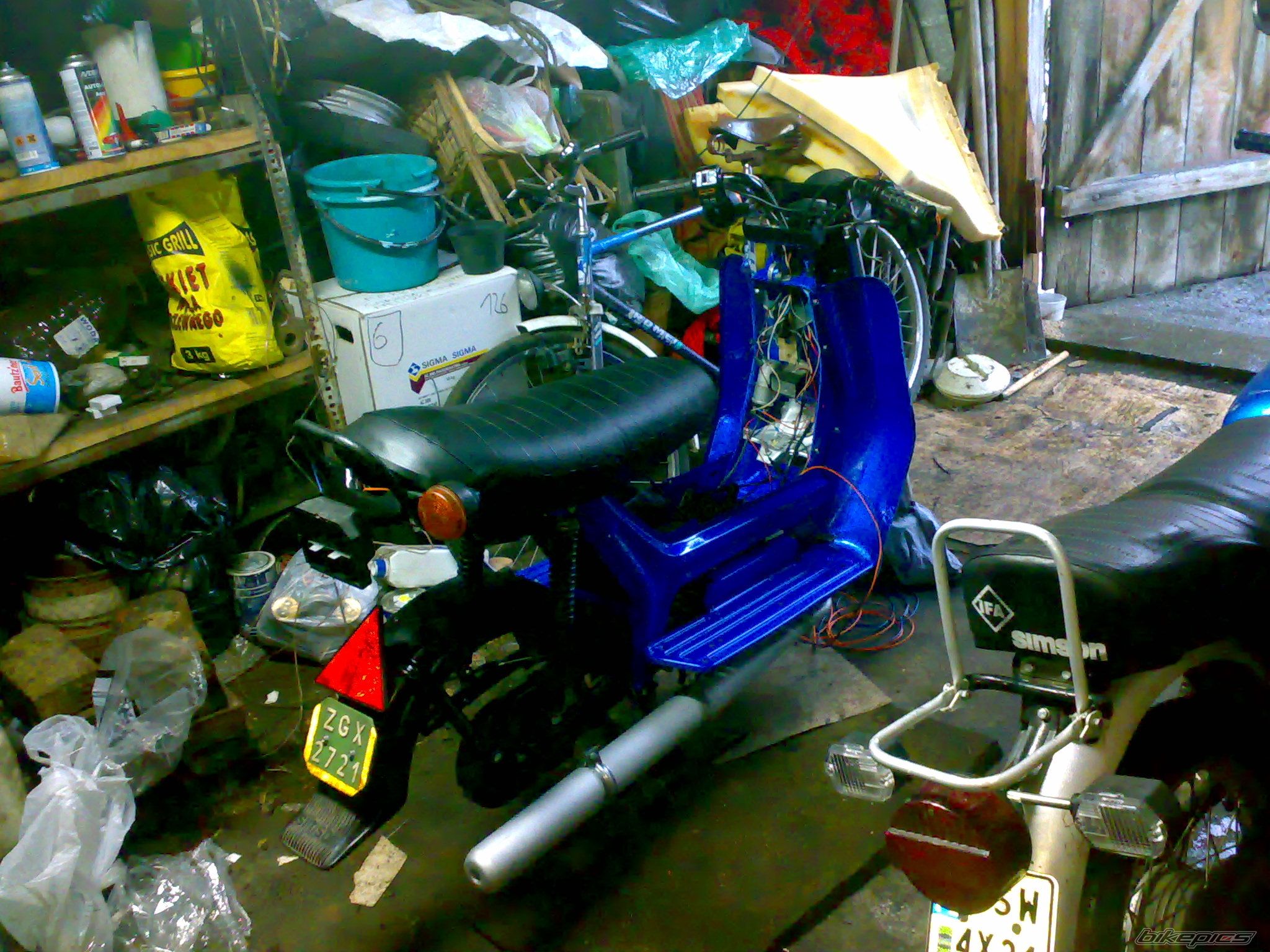 Photo 1591698