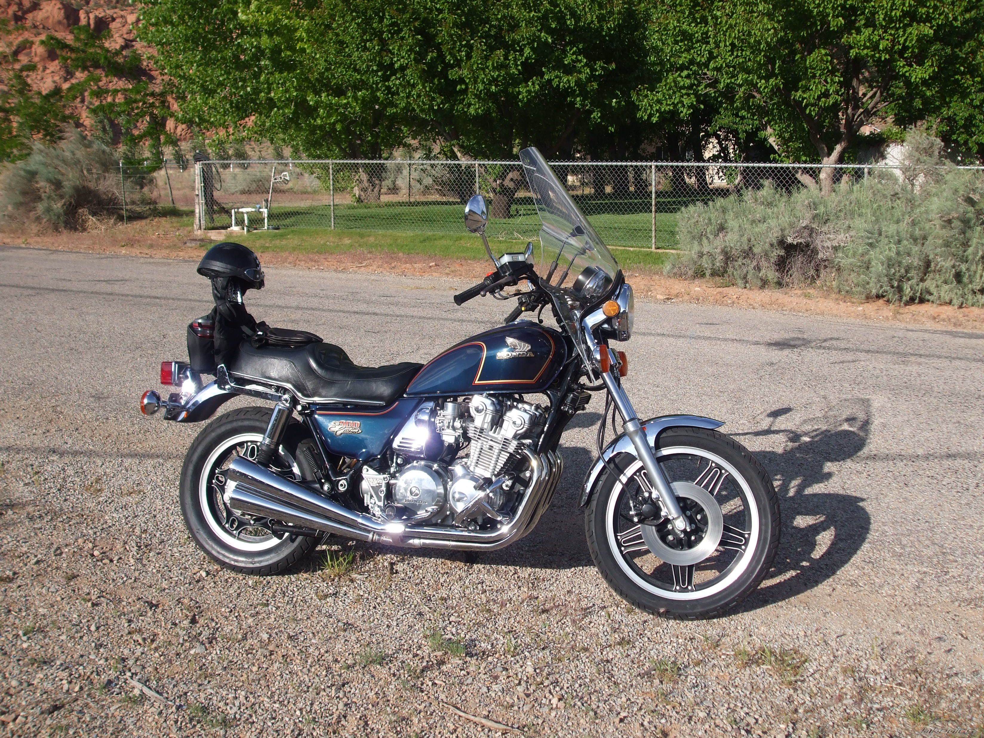 Photo 1591762