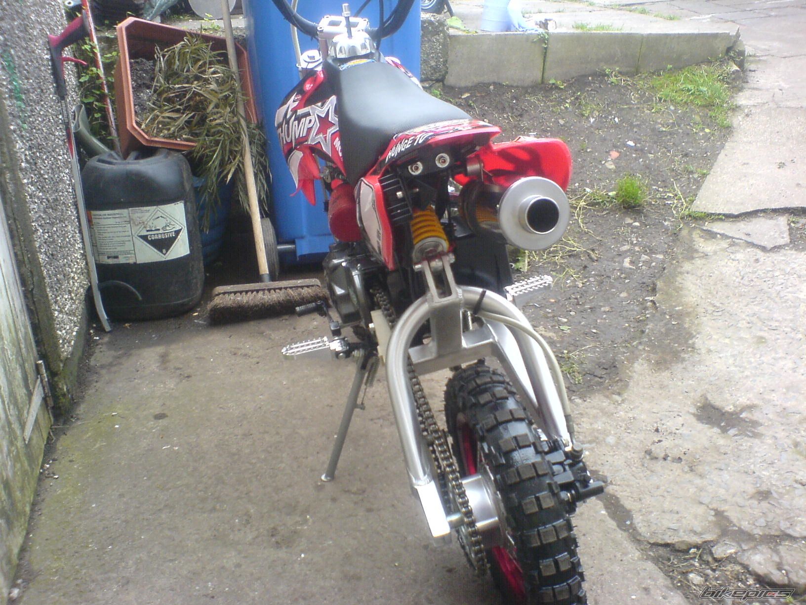 Photo 1591990