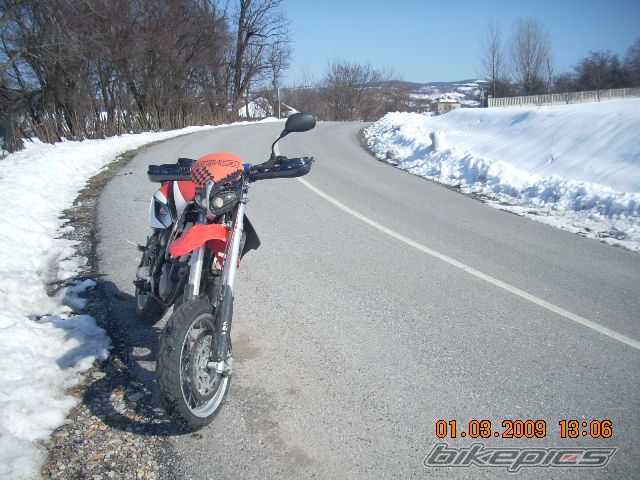 Photo 1592034